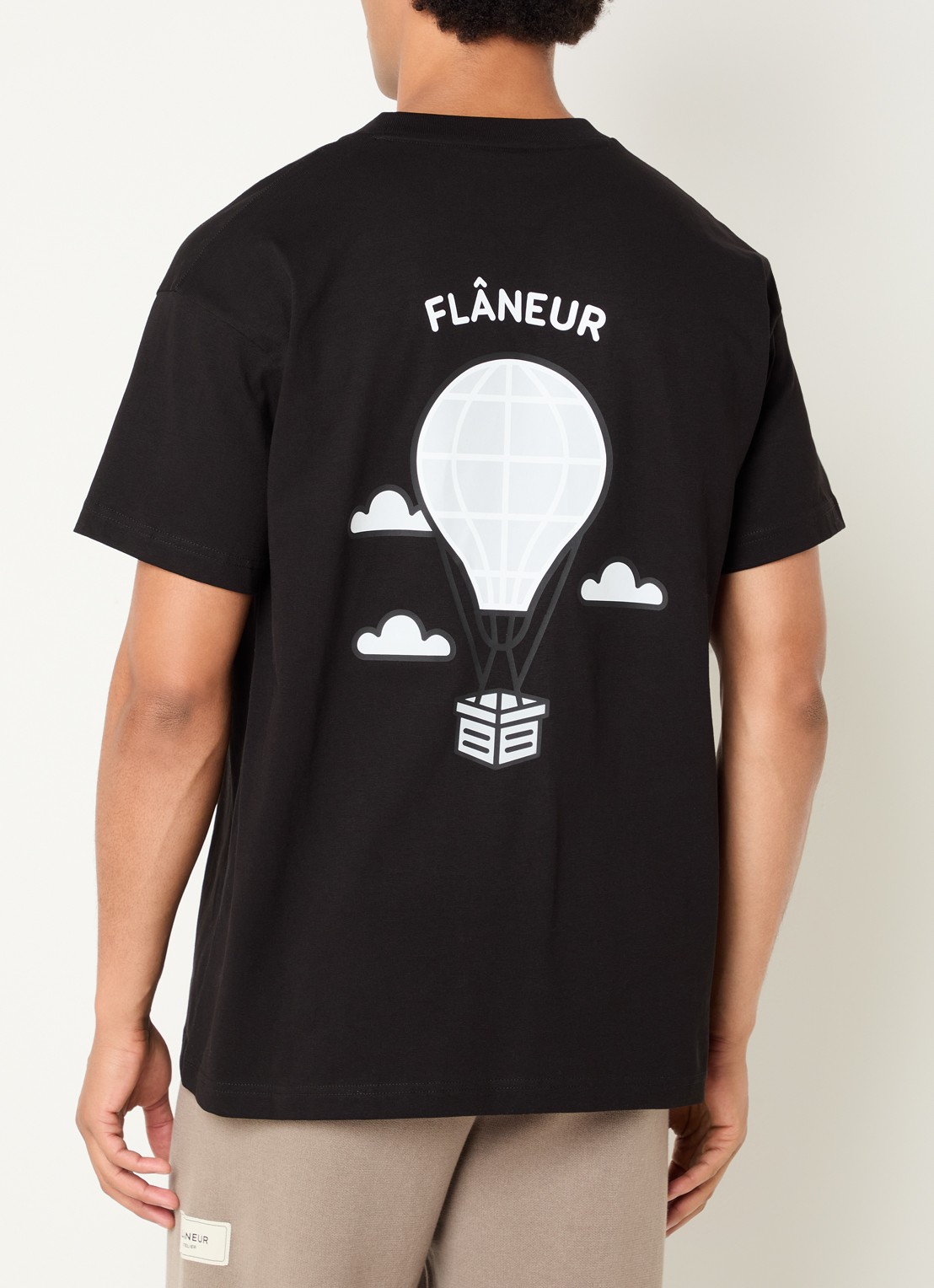 FLÂNEUR Balloon T-shirt met logo- en backprint - detail 4 zwart