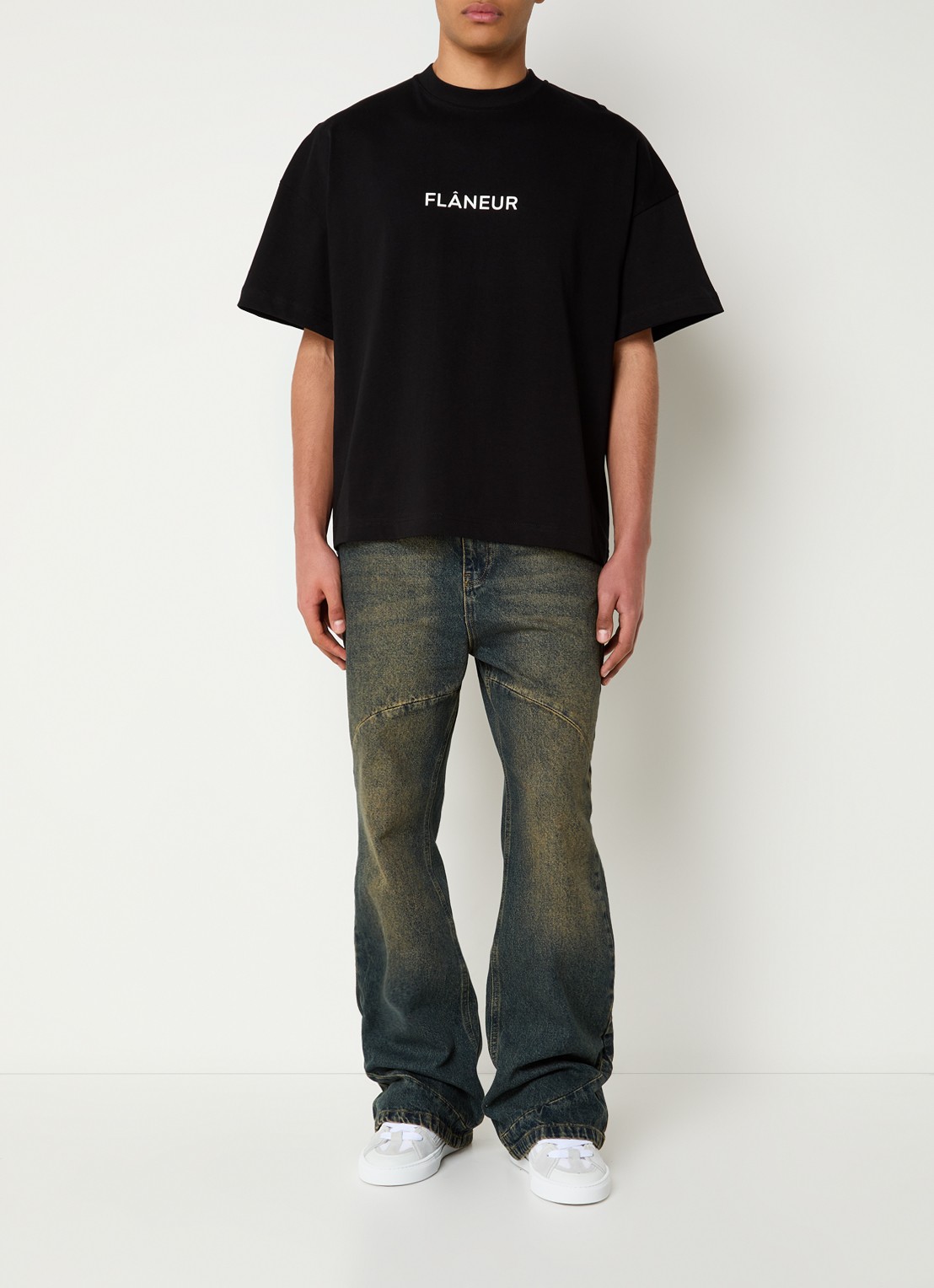 FLÂNEUR Box T-shirt met logoprint - voorkant 4 zwart