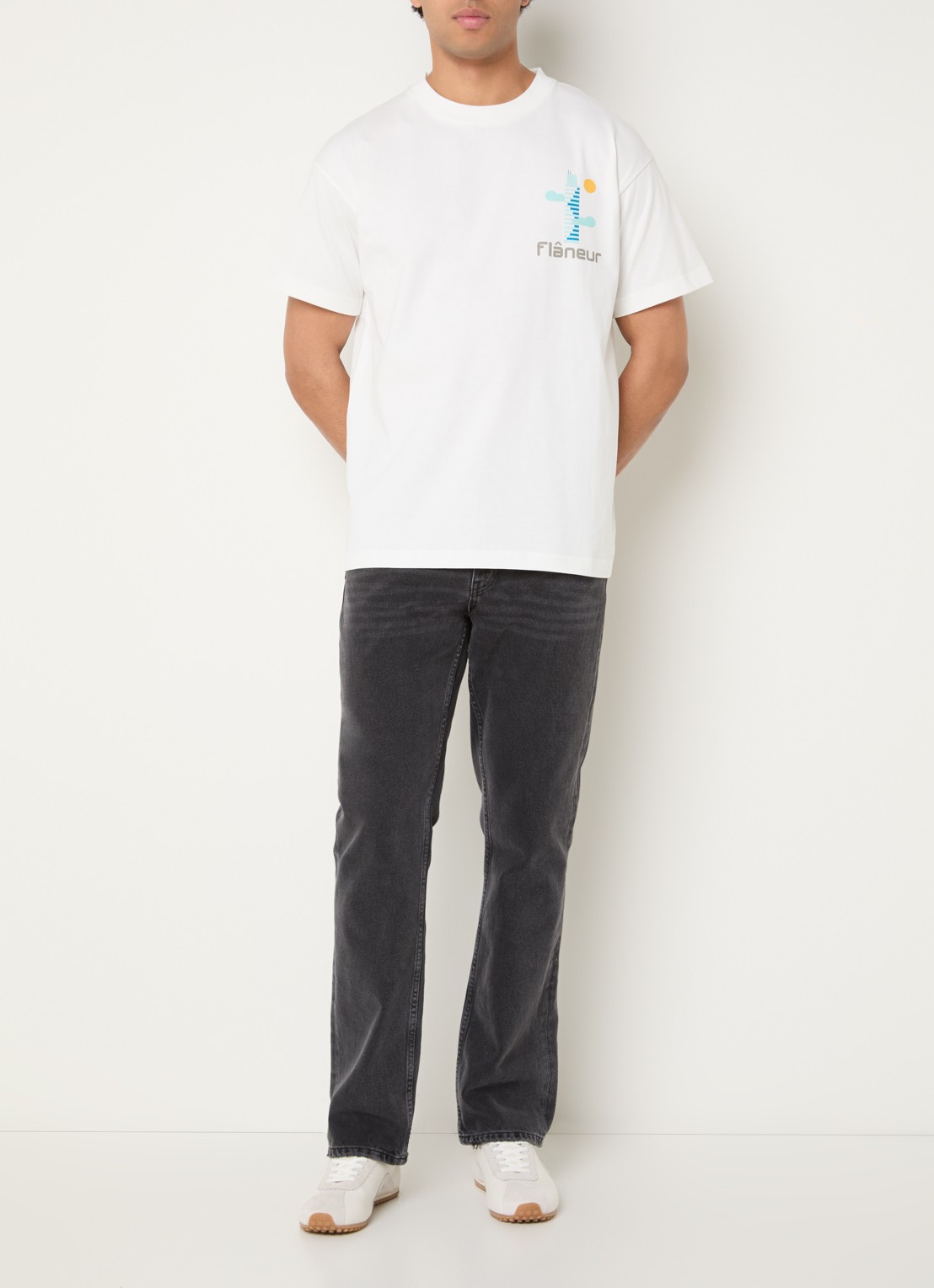 FLÂNEUR Festival Map T-shirt met logo- en backprint - voorkant 3 wit