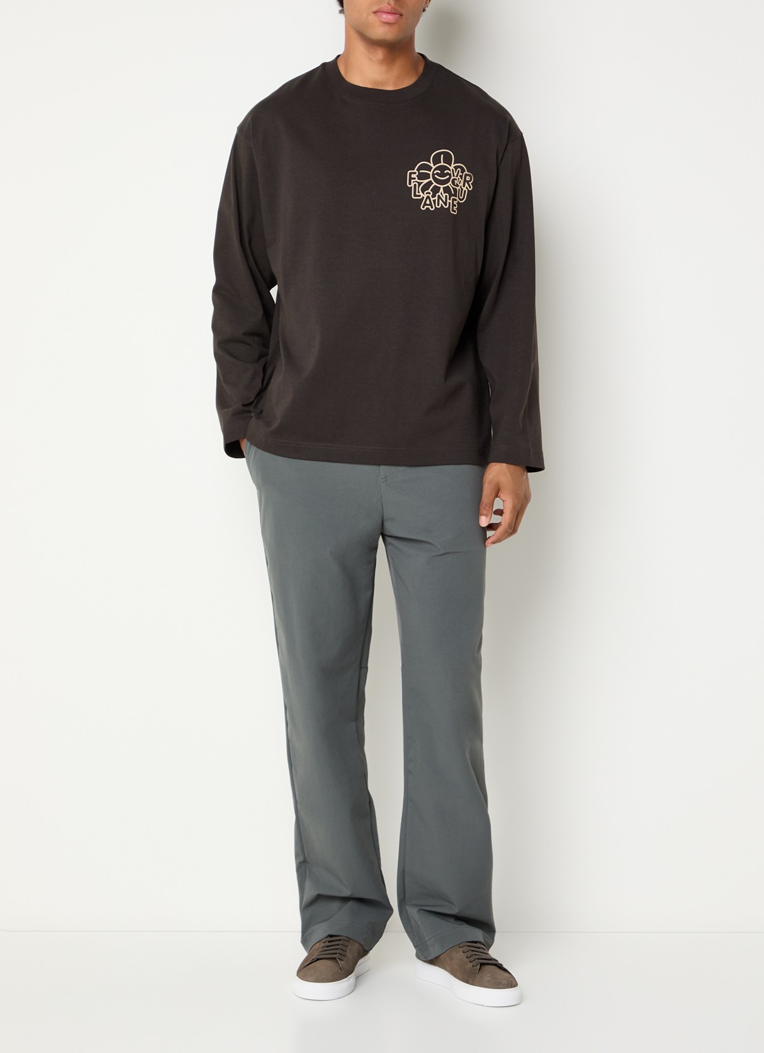 FLÂNEUR Happy Flower longsleeve met logo- en backprint - voorkant 2 bruin