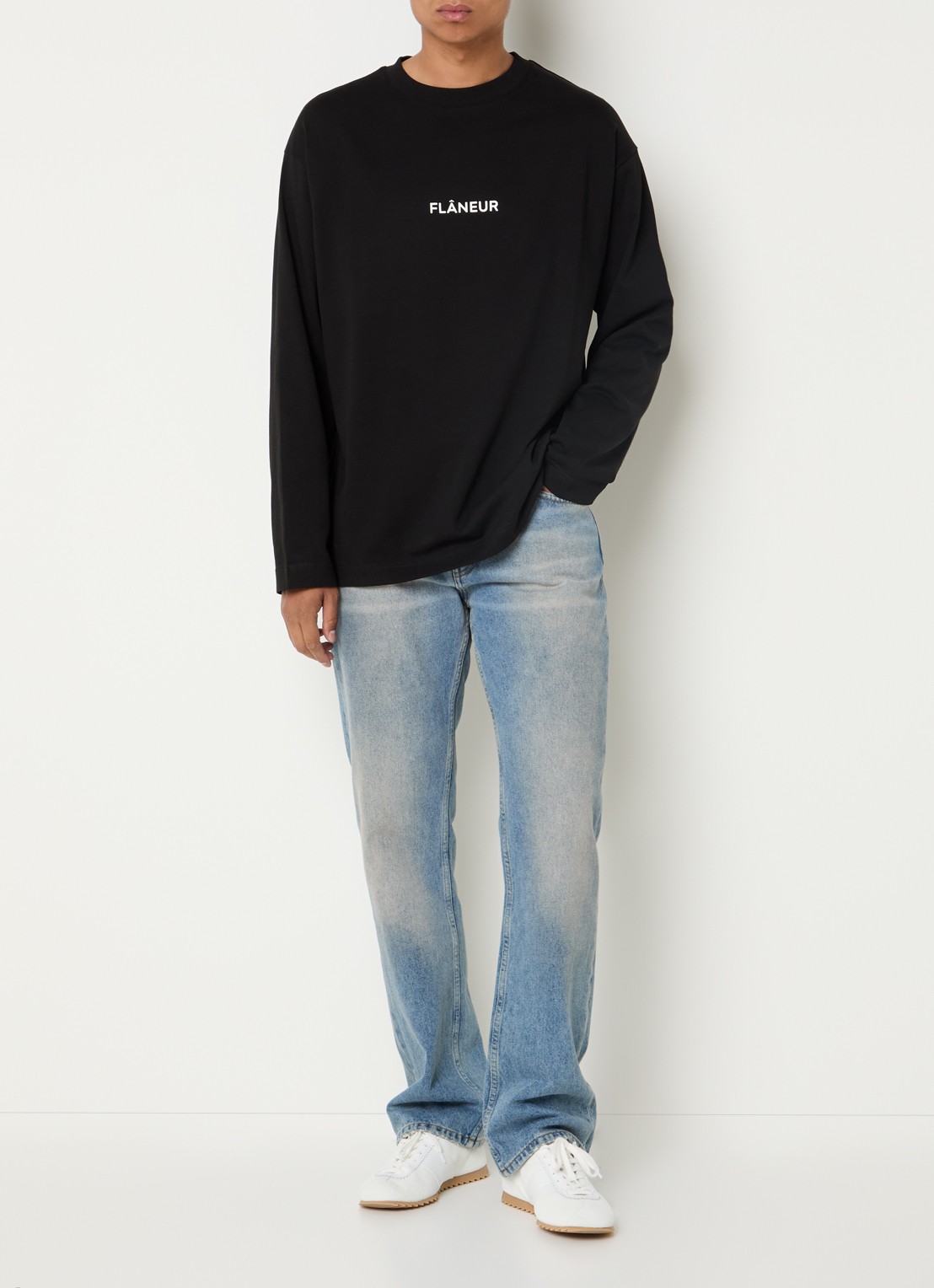 FLÂNEUR Longsleeve met logo - voorkant 2 zwart