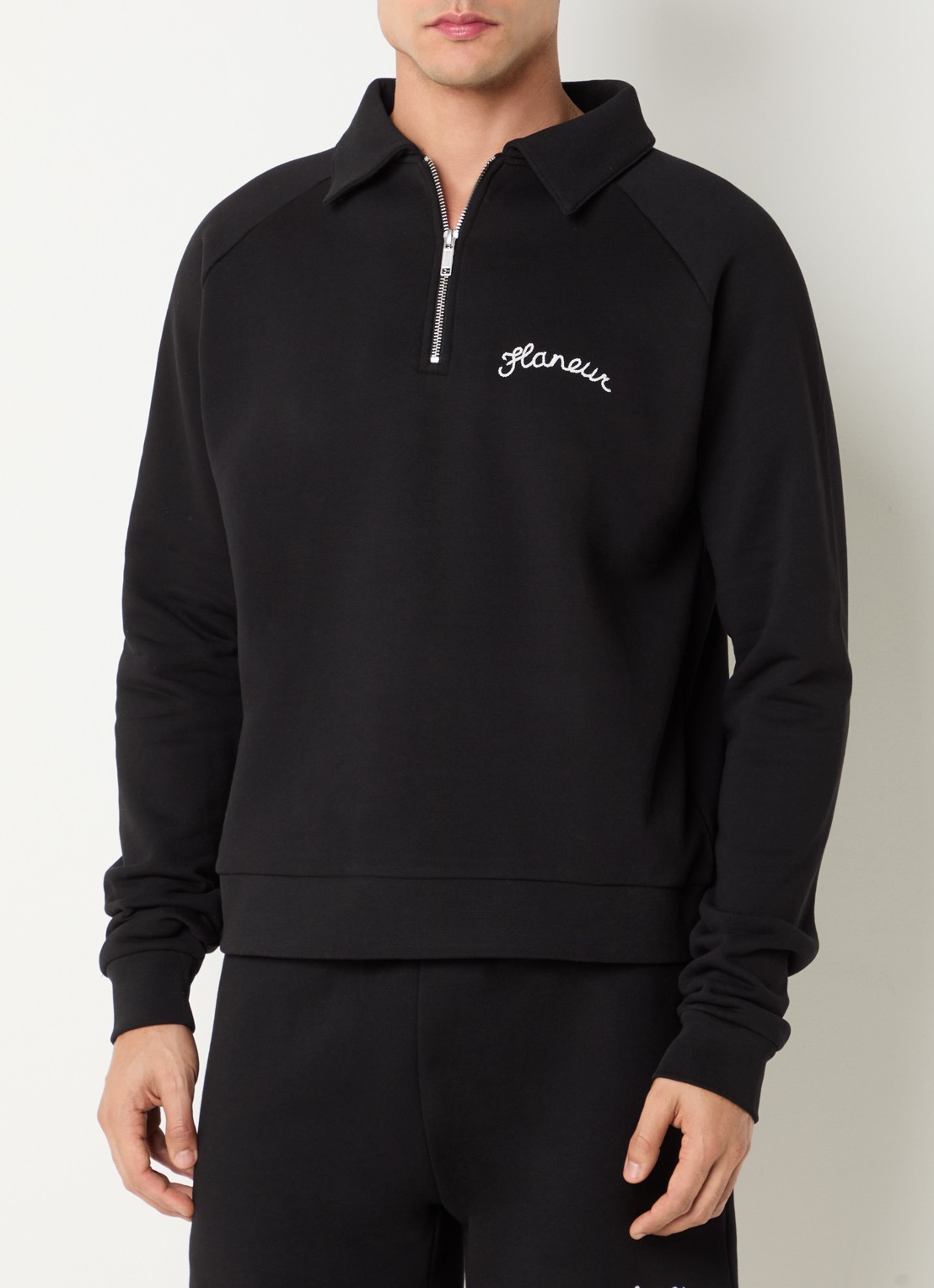 FLÂNEUR Raglan sweater met halve rits en logoborduring - detail 4 zwart
