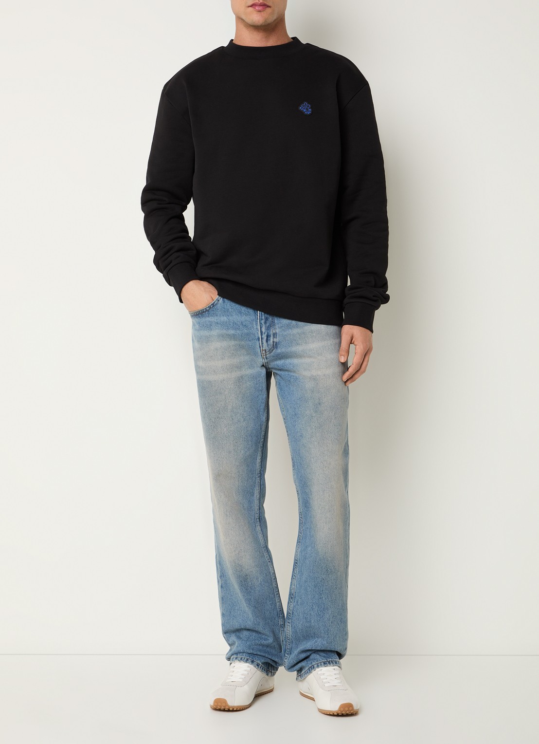 FLÂNEUR Rubber sweater met logo - voorkant 4 zwart