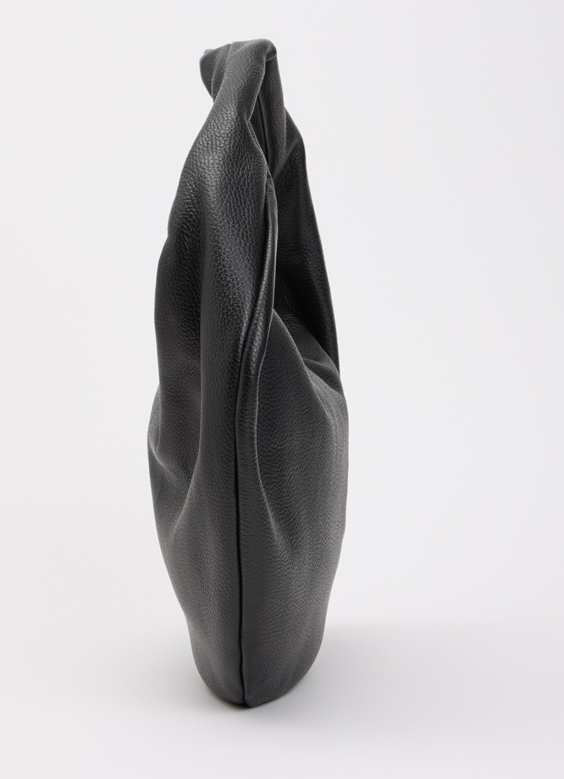 Flattered Alva schoudertas van leer - detail 2 zwart