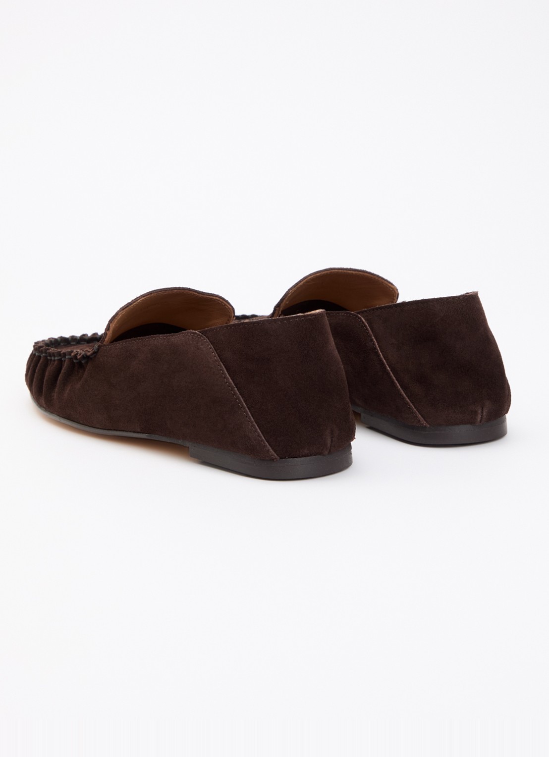 Flattered Bon Bon mocassin van suède  - achterkant 5 chocoladebruin
