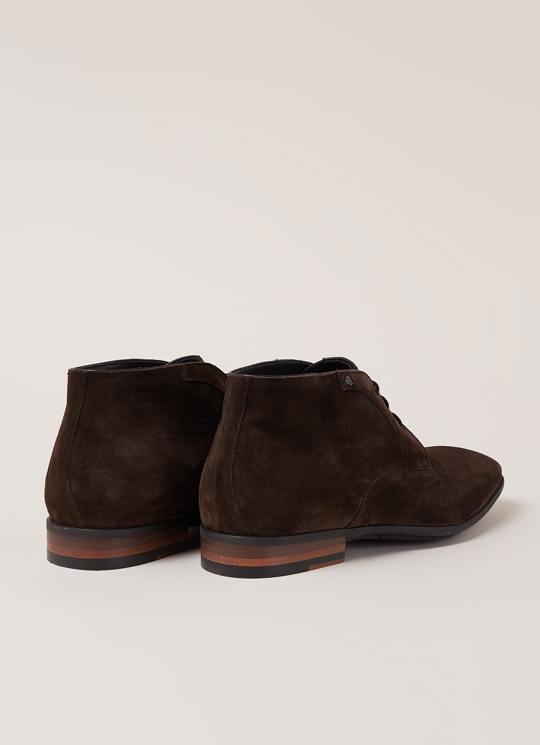 Floris van Bommel Chukka veterschoen van suède - detail 3 bruin