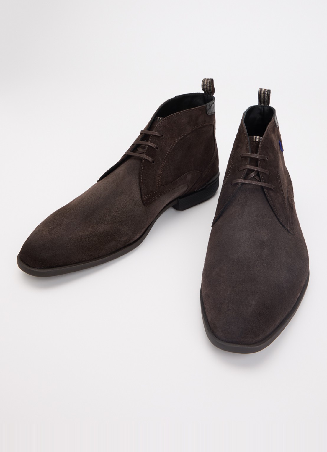 Floris van Bommel De hakker 01.04 veterschoen van suède  - detail 3 donkerbruin