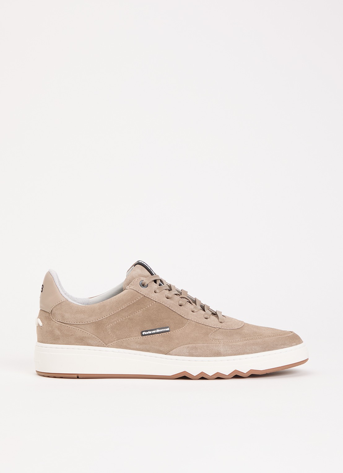 Floris van Bommel De Kupster 05.24 sneaker van leer - voorkant donkerbeige