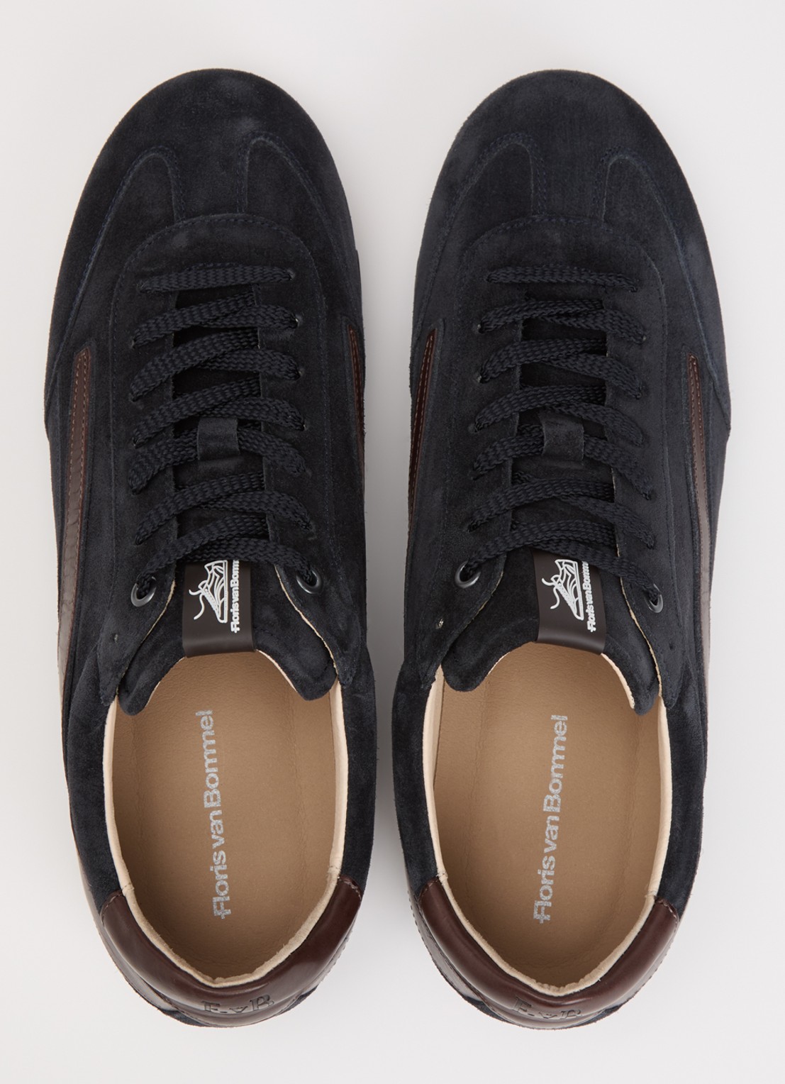 Floris van Bommel De Vlakker 01.01 sneaker van suède  - detail 2 donkerblauw