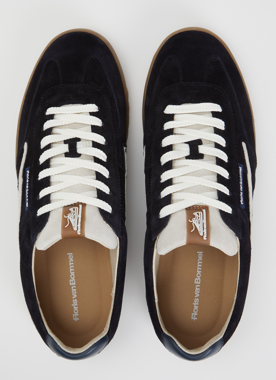Floris van Bommel De Zaler 01.27 sneaker van suède  - detail 3 royalblauw