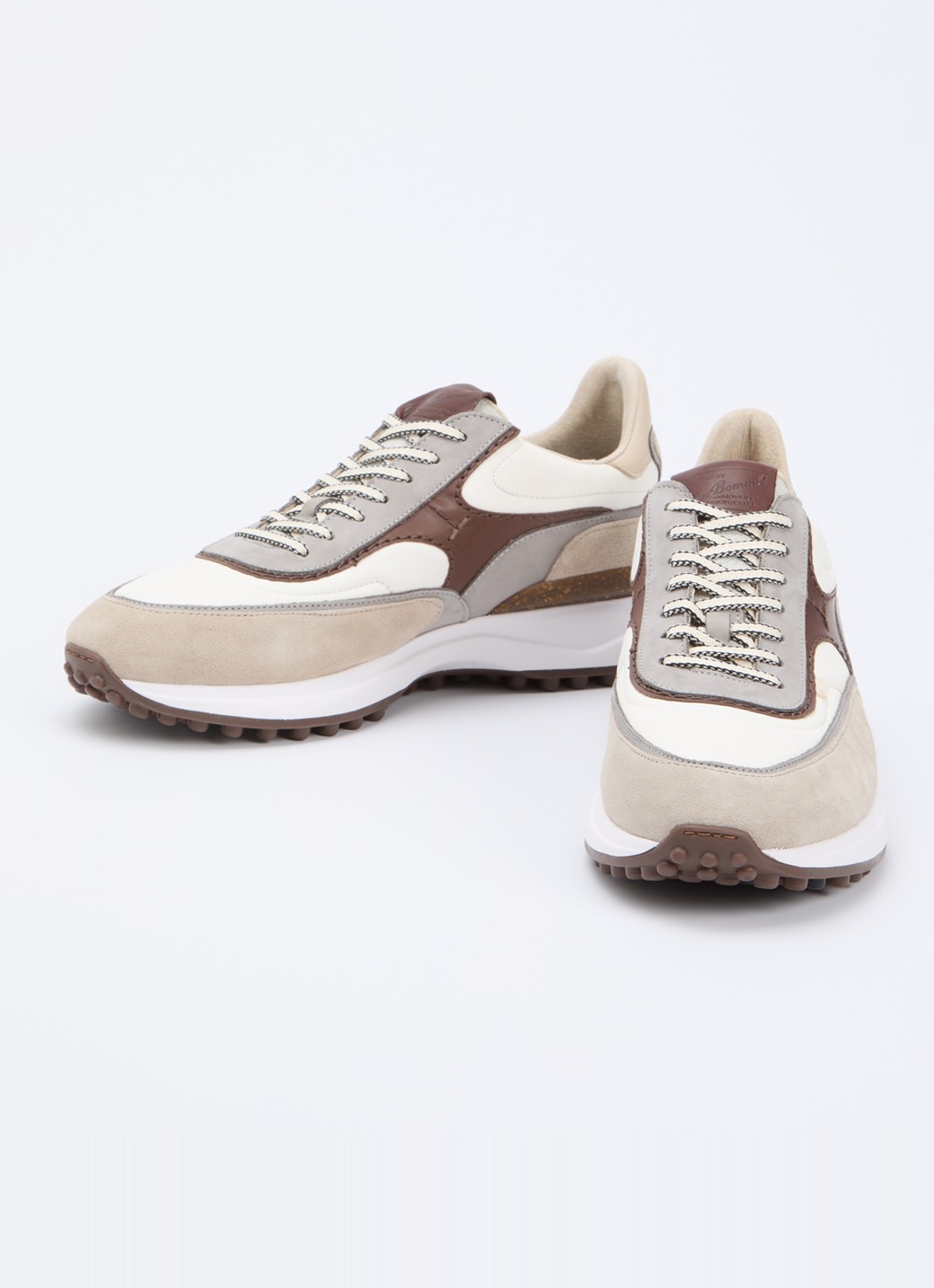 Floris van Bommel Noppi 37.10 sneaker van leer met suède details - detail beige