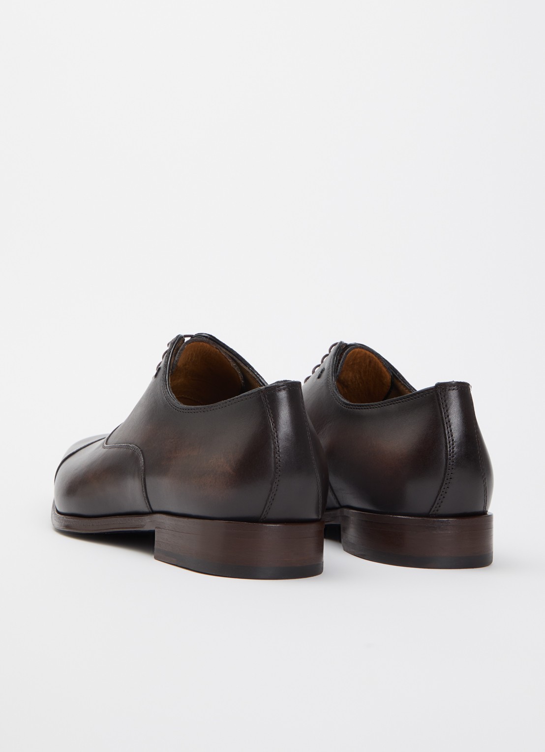 Floris van Bommel Raffa 02.09 veterschoen van kalfsleer  - achterkant 4 donkerbruin
