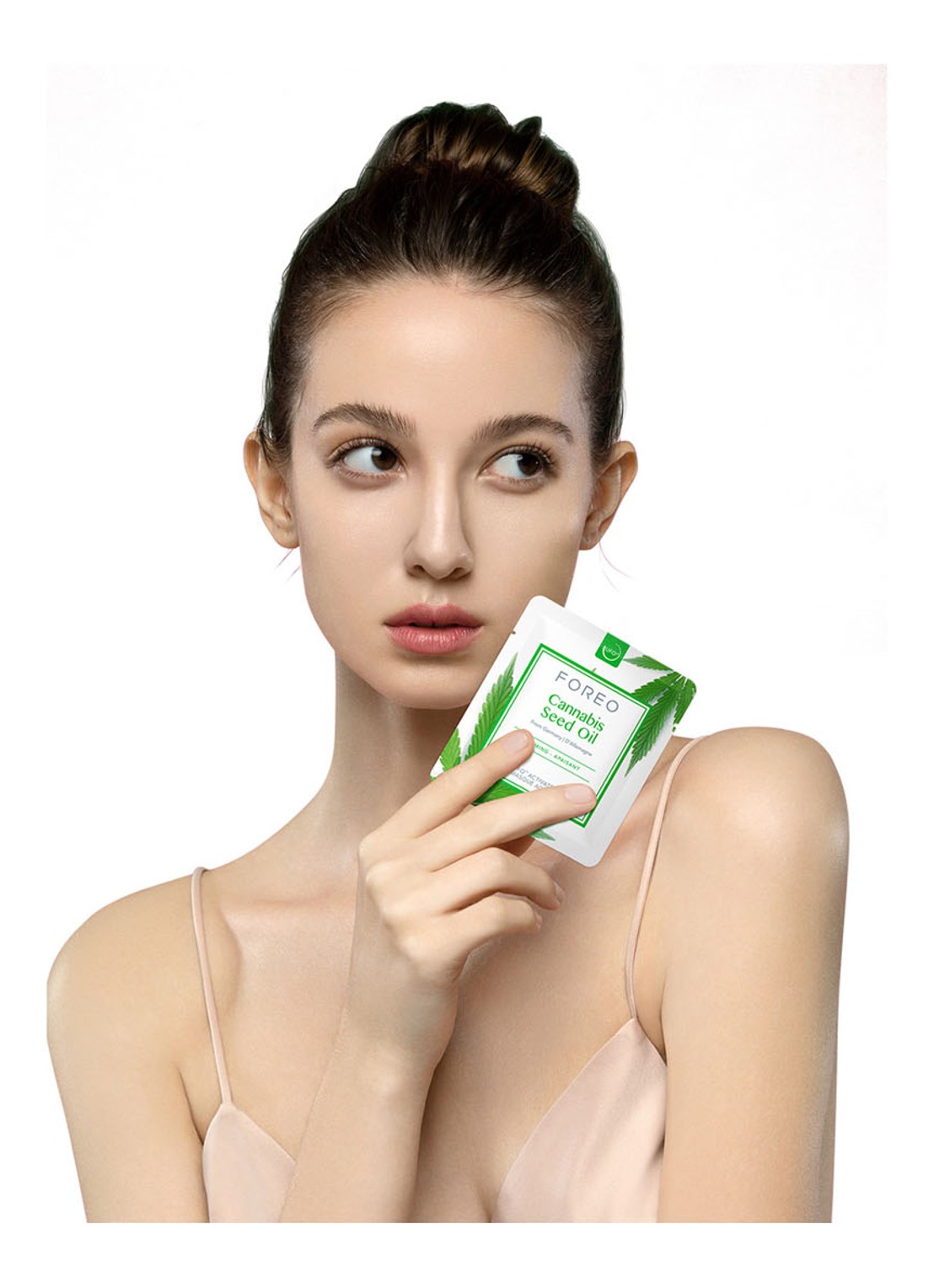 Foreo Cannabis Seed Oil Mask For UFO - gezichtsmasker 6 stuks - voorkant 5 undefined