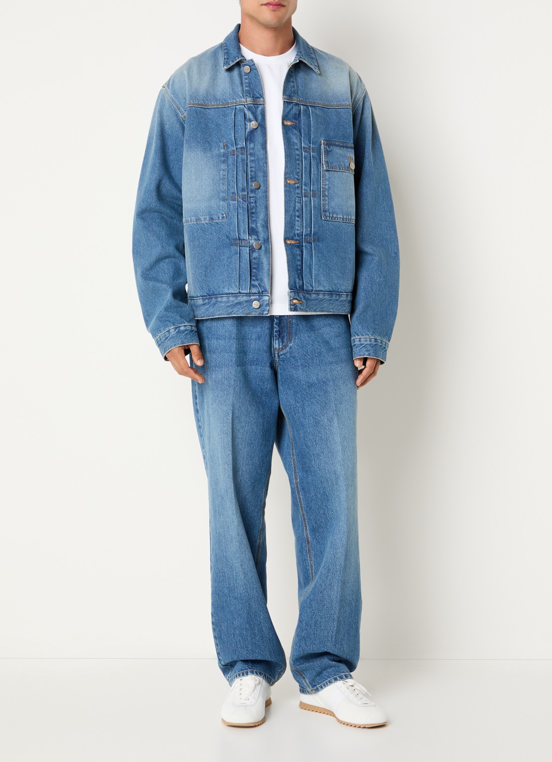forét Hayz spijkerjas met borstzak en medium wassing - voorkant 4 blauw