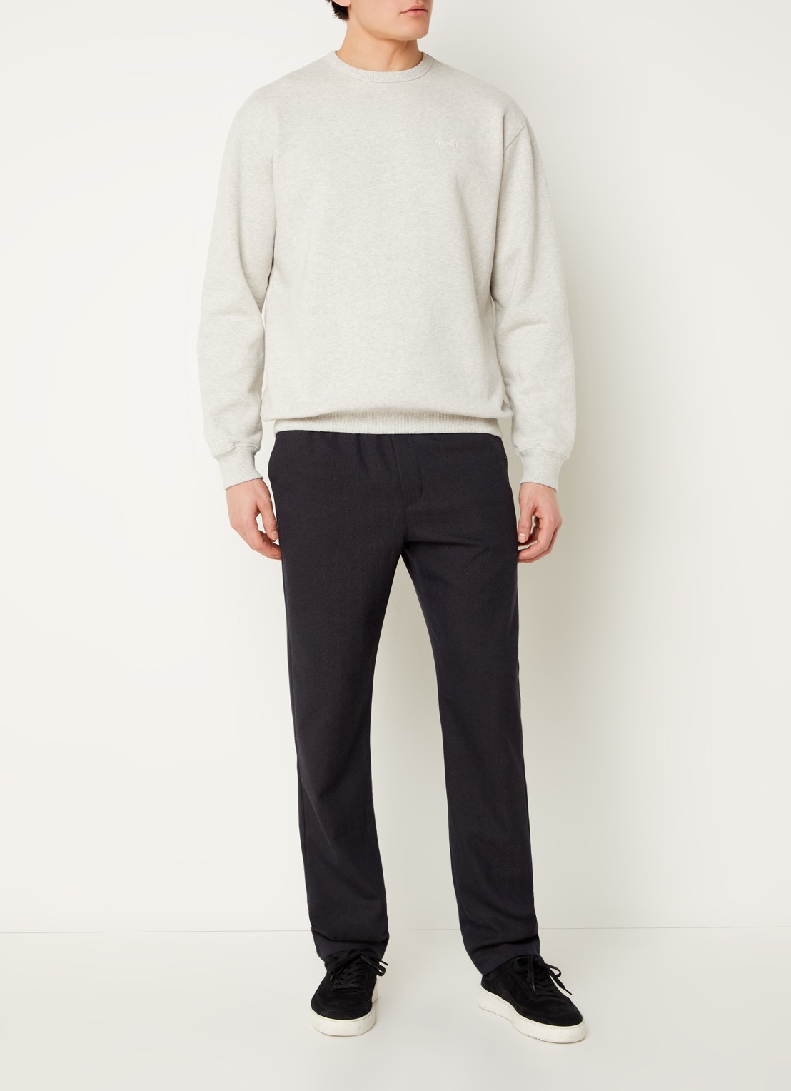 forét Noon sweater met logoborduring - voorkant 4 grijsmele