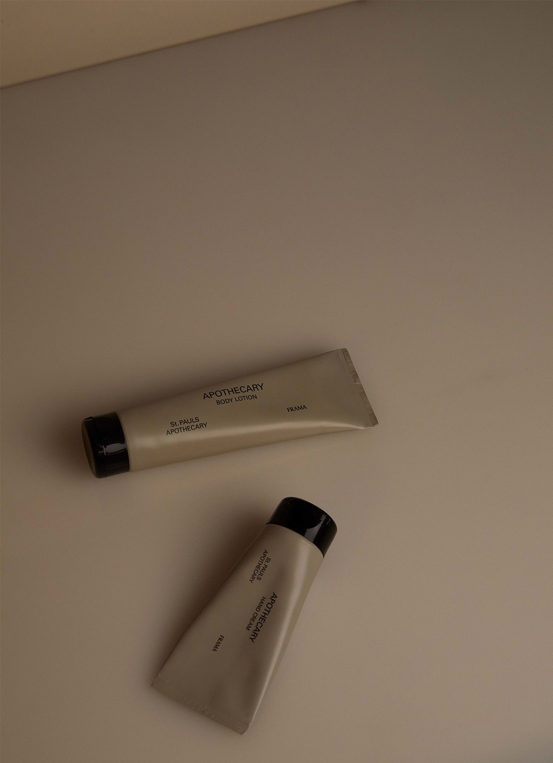 FRAMA Hand Cream Tube Apothecary - handcrème - voorkant 2 undefined