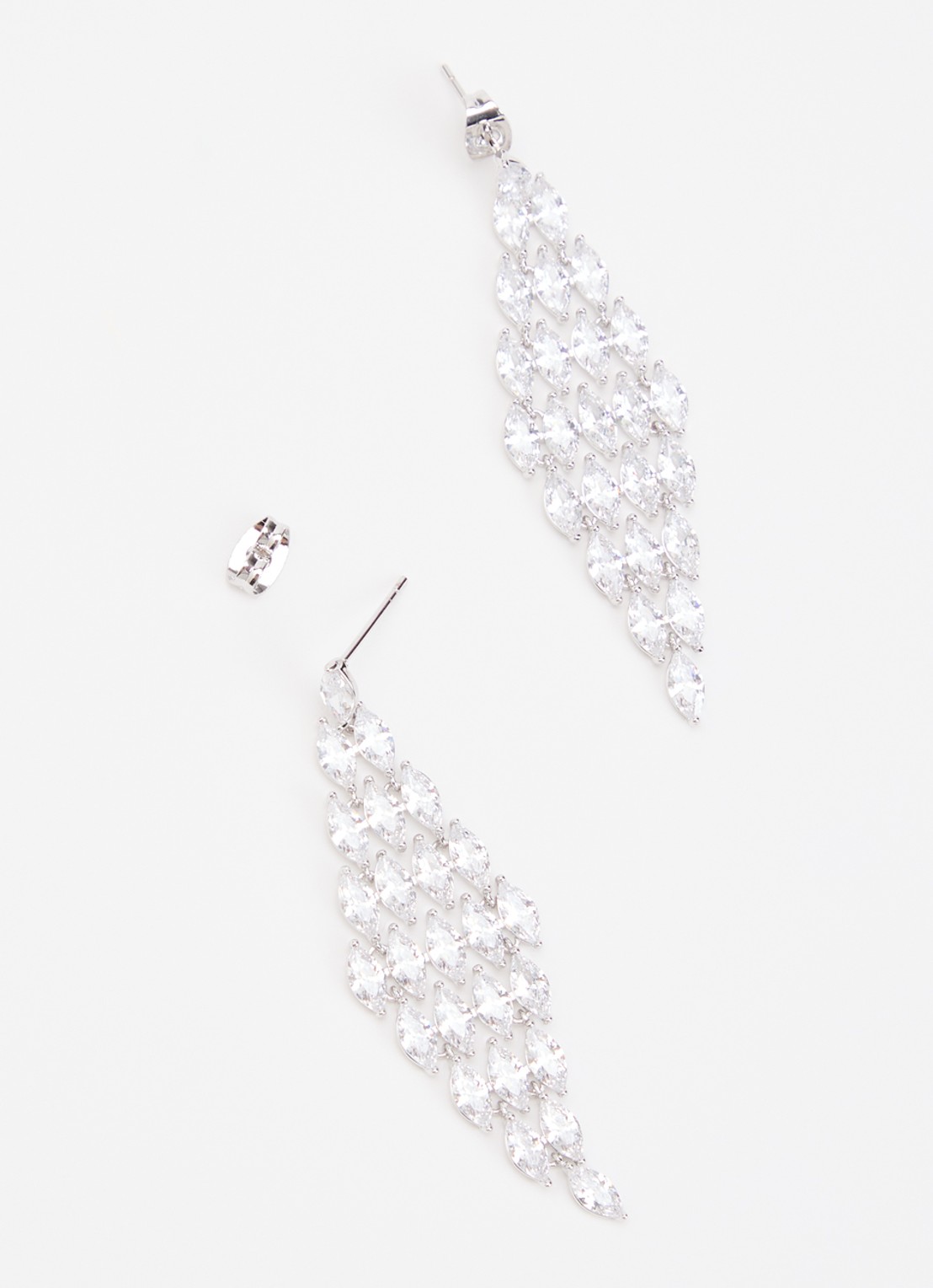 Franky Amsterdam De Holly oorstekers met kristal - detail zilver