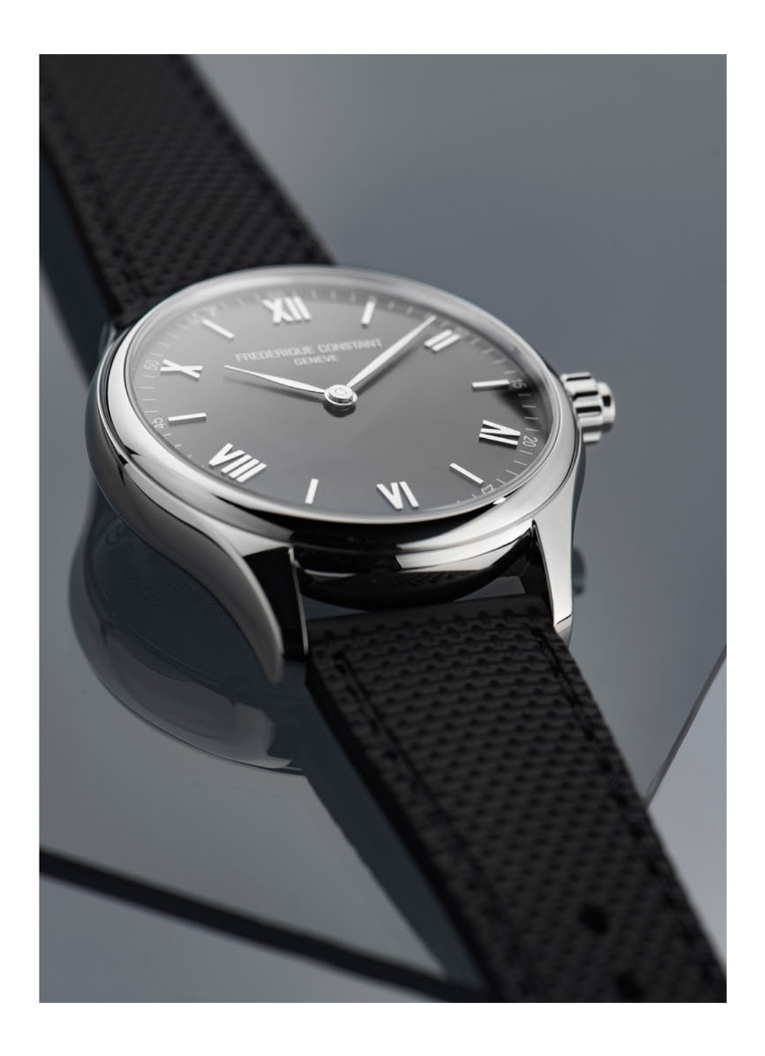 Frederique Constant Vitality Gents hybride smartwatch FC-287B5B6 - detail zilver