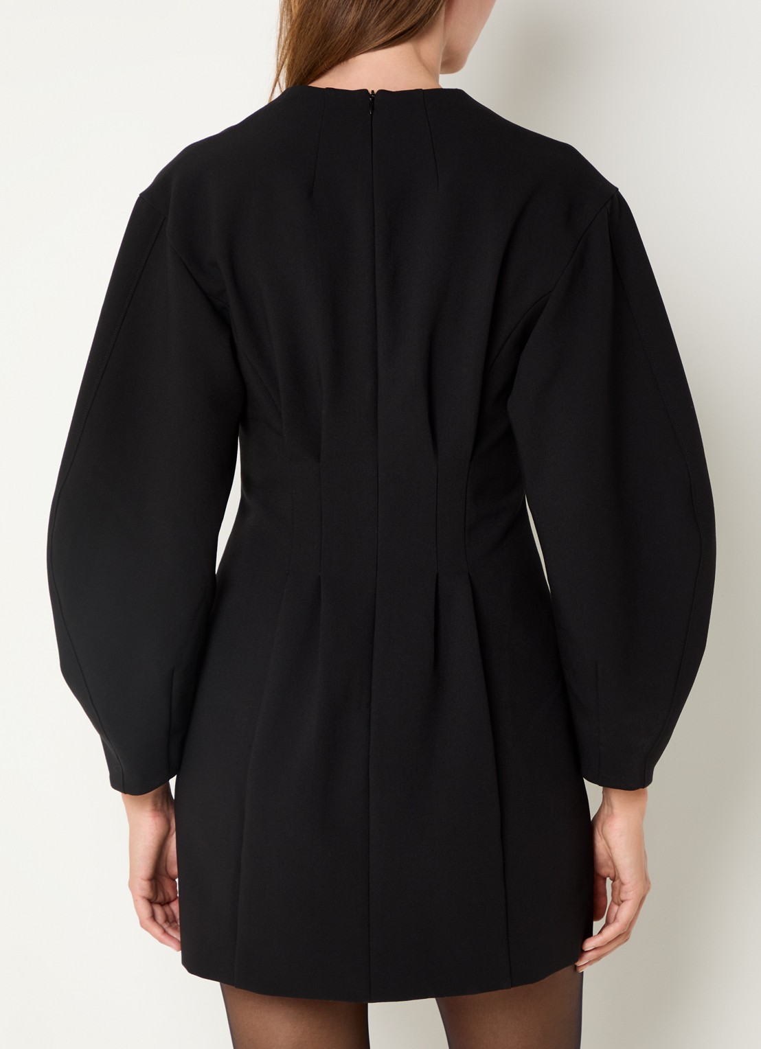 French Connection Azra mini jurk met V-hals - achterkant 4 zwart