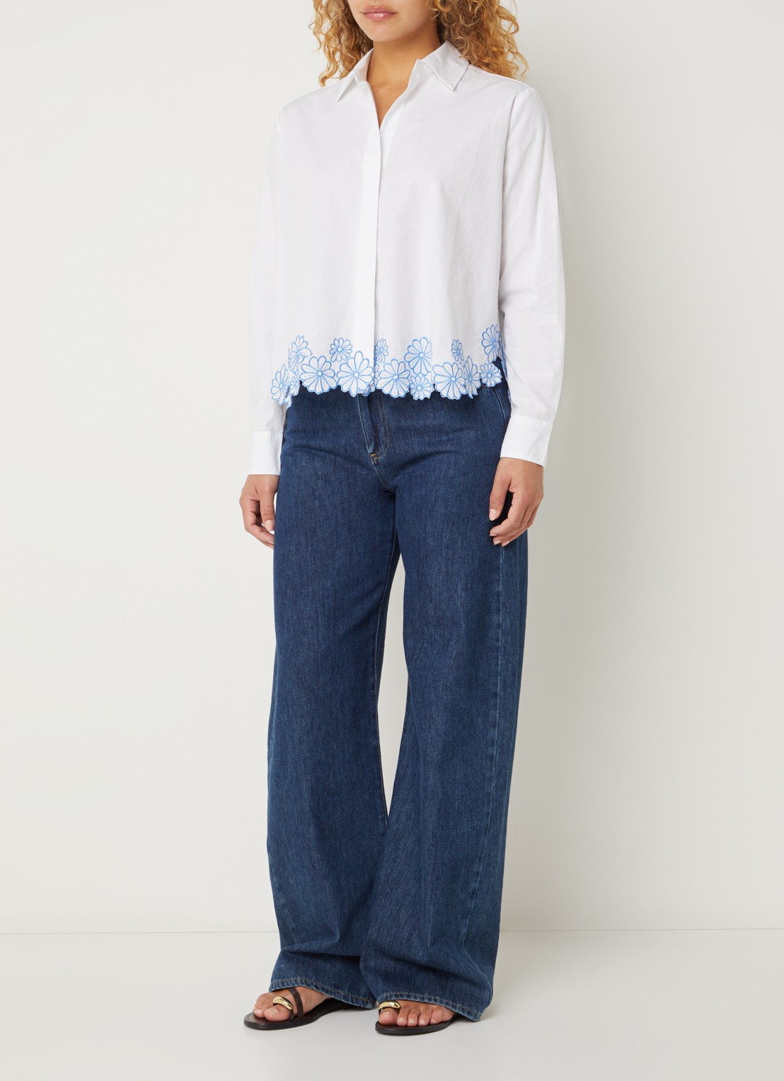 French Connection Cambira blouse met borduring - voorkant 2 wit