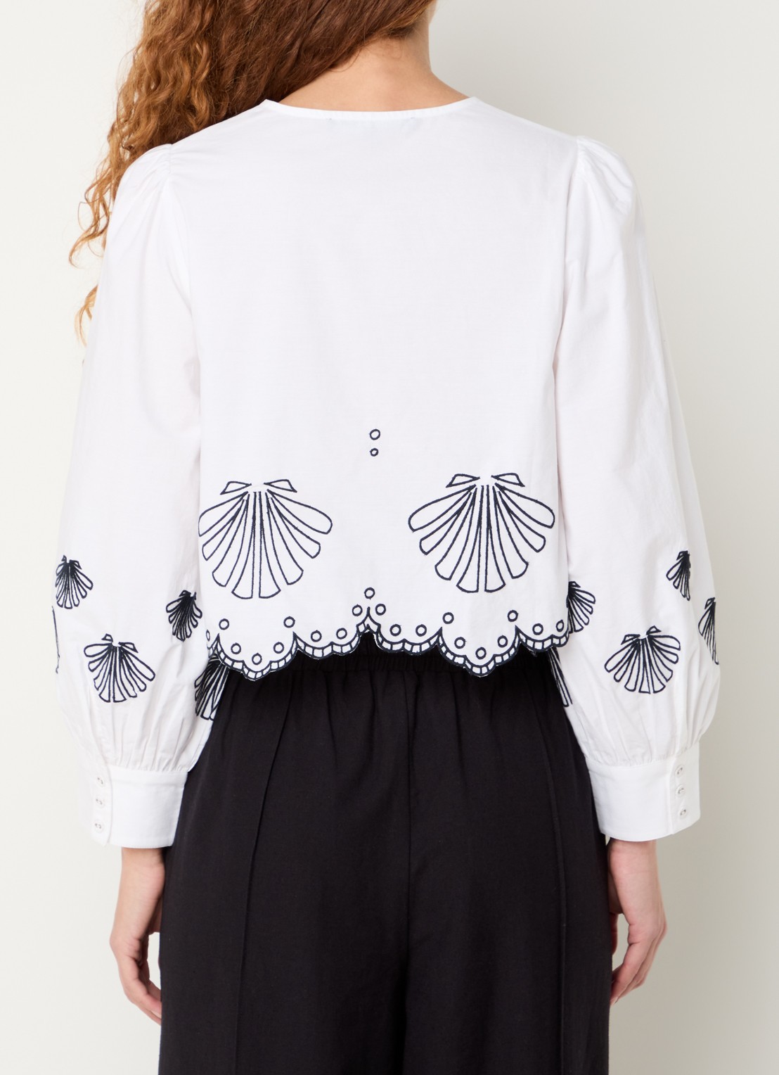French Connection Cambria cropped blouse met borduring - achterkant 4 wit
