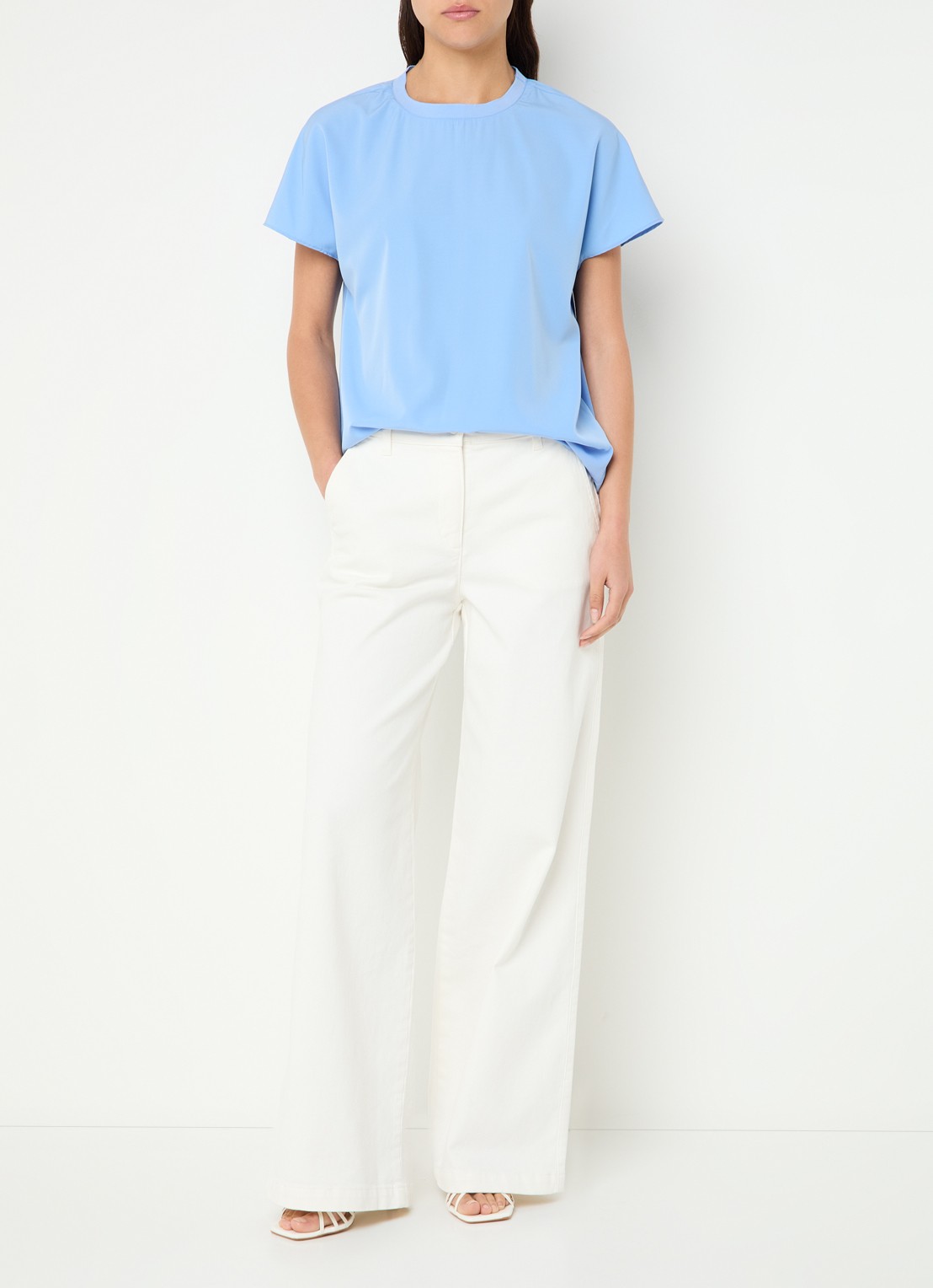 French Connection Capriana top met ronde hals - voorkant 2 blauw
