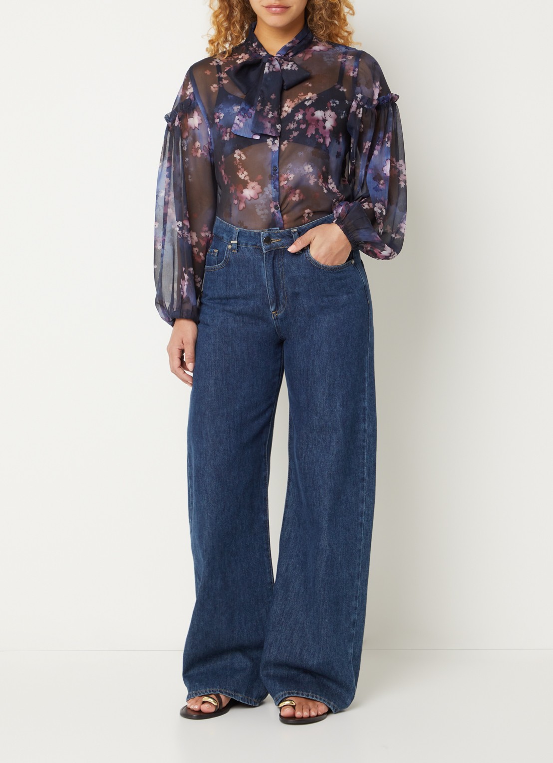 French Connection Clara semi-transparante blouse met sjaalkraag - voorkant 2 donkerblauw
