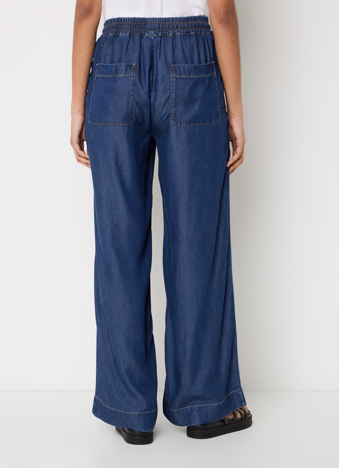 French Connection Collorado high waist loose fit broek van chambray - achterkant 4 indigo