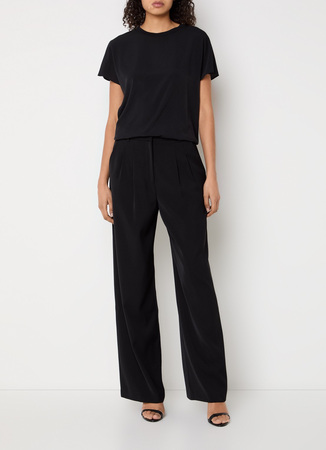 French Connection Crepe T-shirt met ronde hals - voorkant 2 zwart