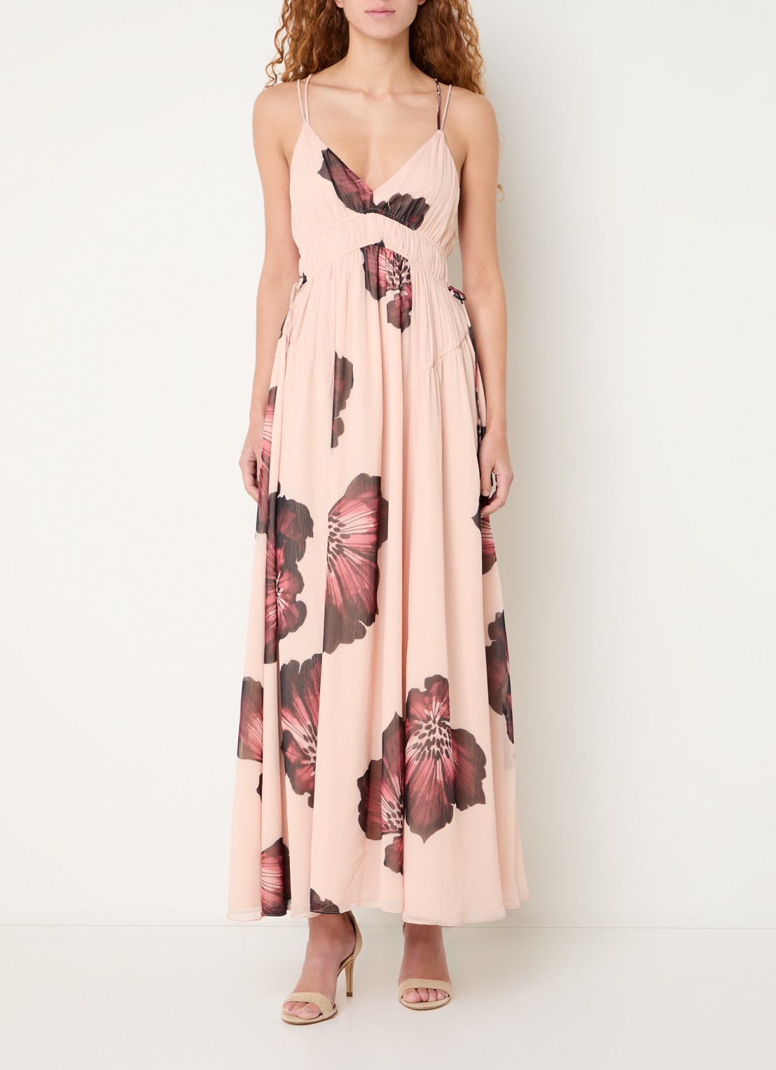 French Connection Elyse maxi jurk met bloemenprint - detail 3 lichtroze