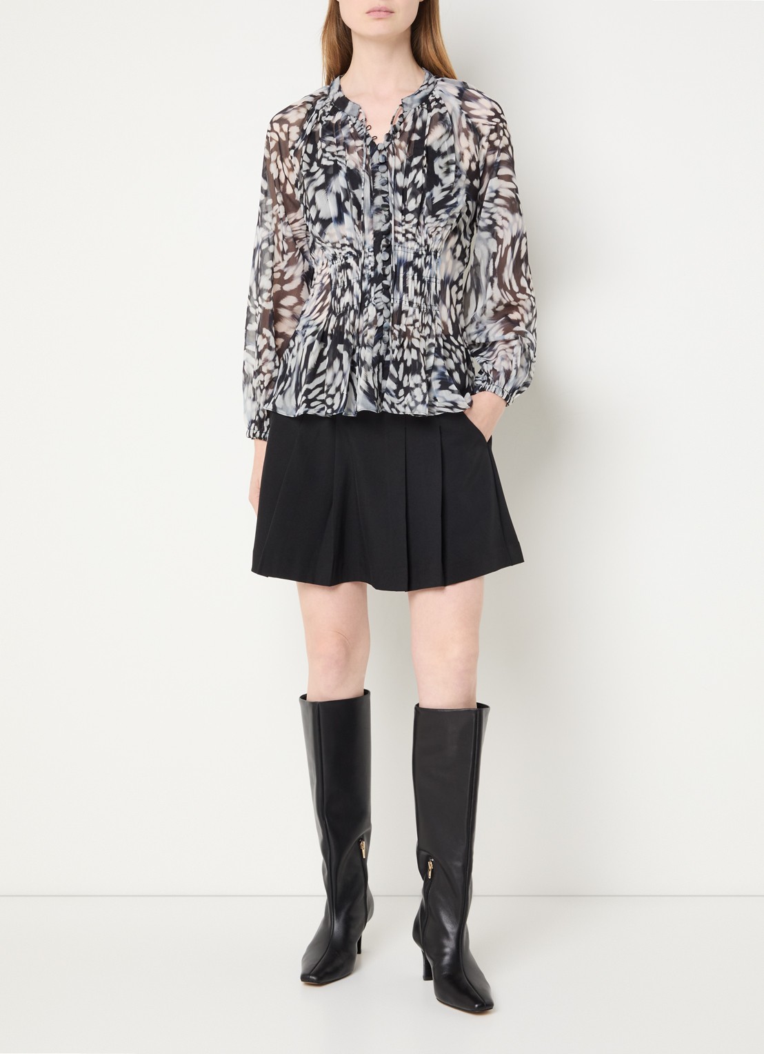 French Connection Emina semi-transparante top met print - voorkant 2 grijs