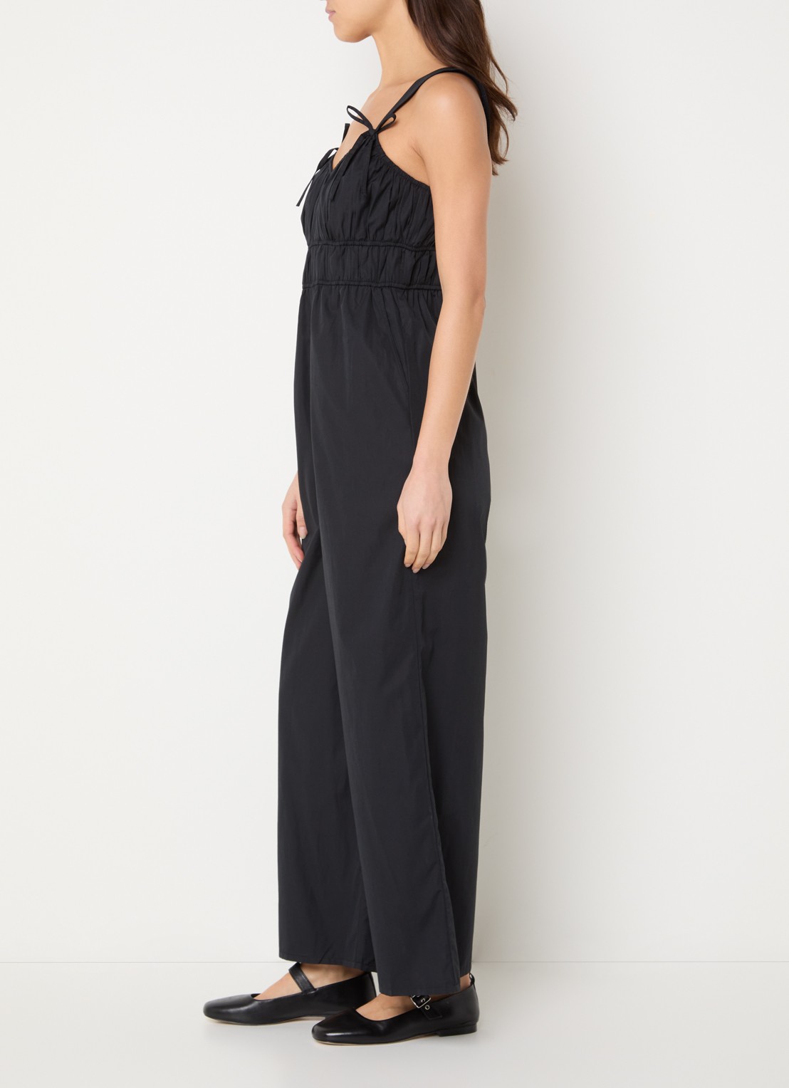 French Connection Era straight fit jumpsuit met steekzakken - voorkant 2 zwart