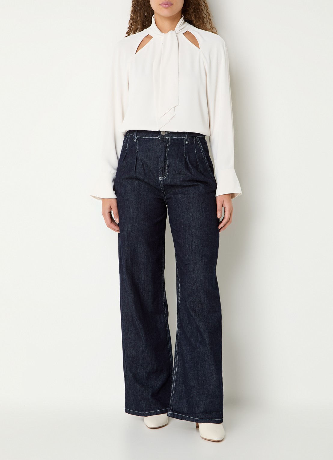 French Connection Finley high waist wide leg jeans met steekzakken - voorkant 2 donkerblauw