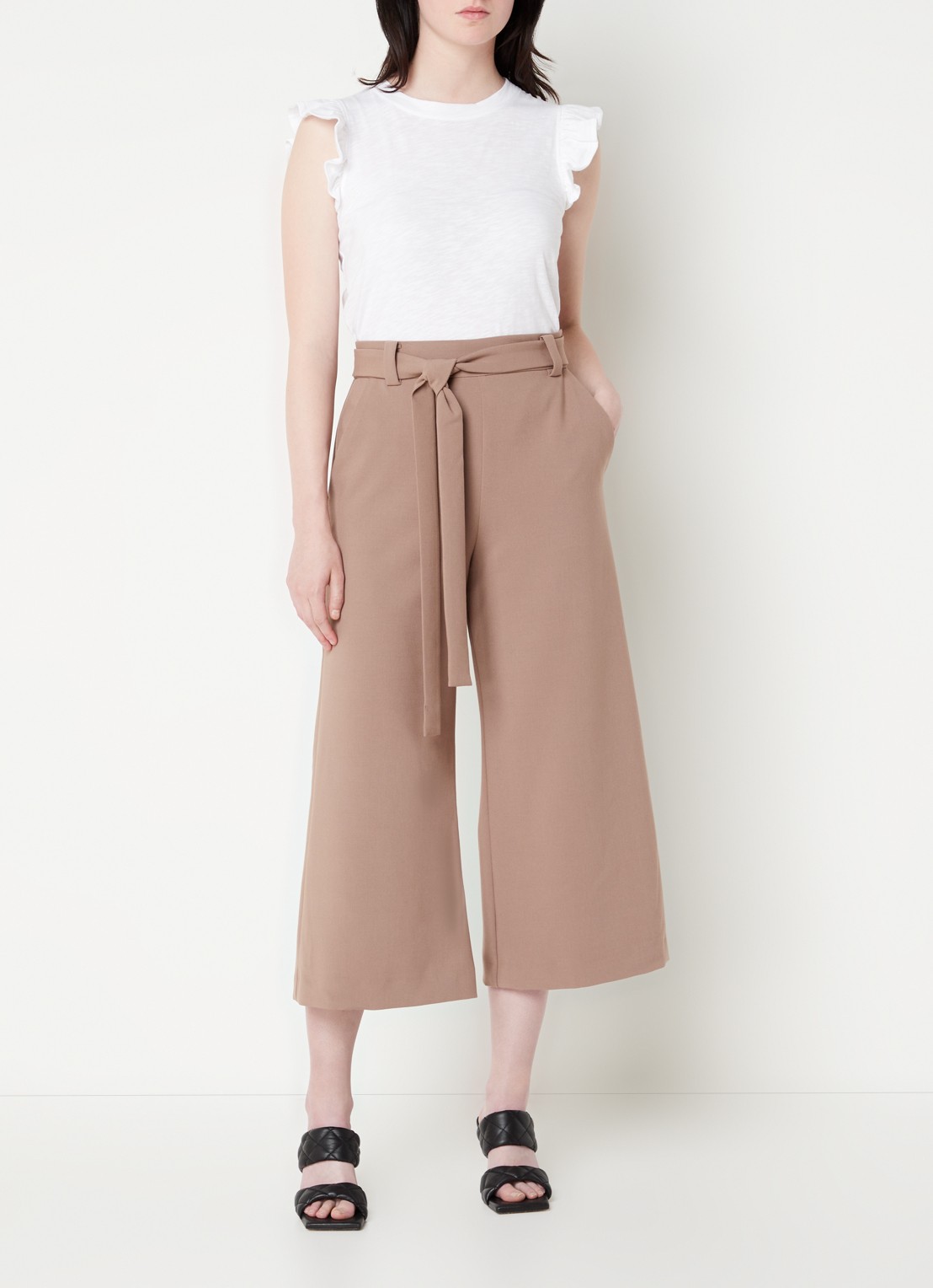 French Connection High waist wide fit culotte met strikceintuur - voorkant 4 lichtbruin