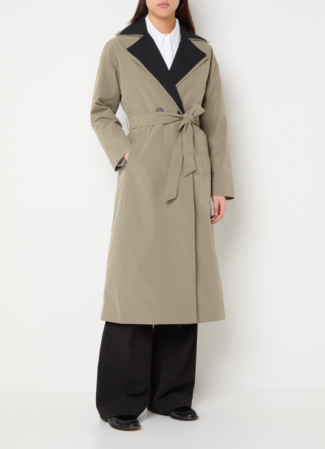 French Connection Kaci trenchcoat met strikceintuur - detail olijfgroen