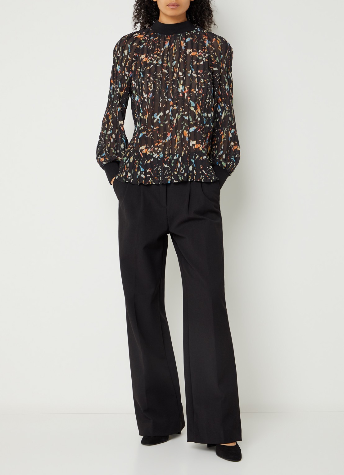 French Connection Kylie Claudette top met print - voorkant 3 zwart