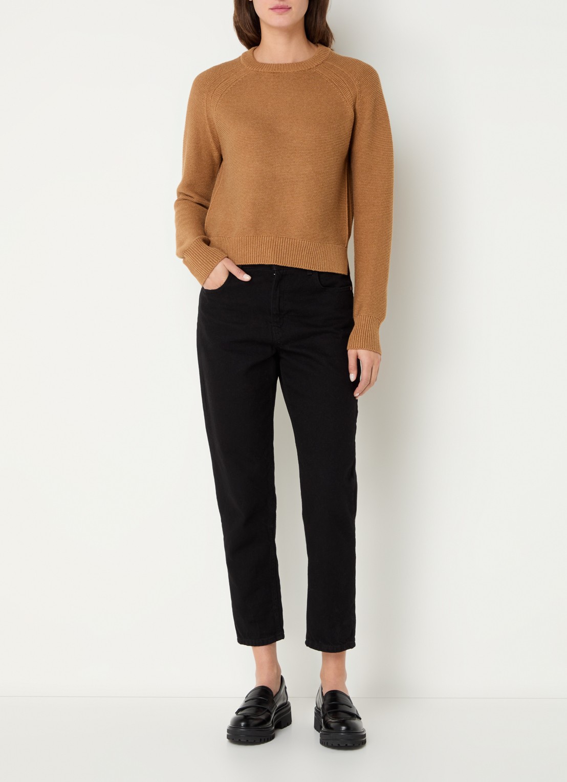 French Connection Lilly grofgebreide trui met stretch  - voorkant 4 camel