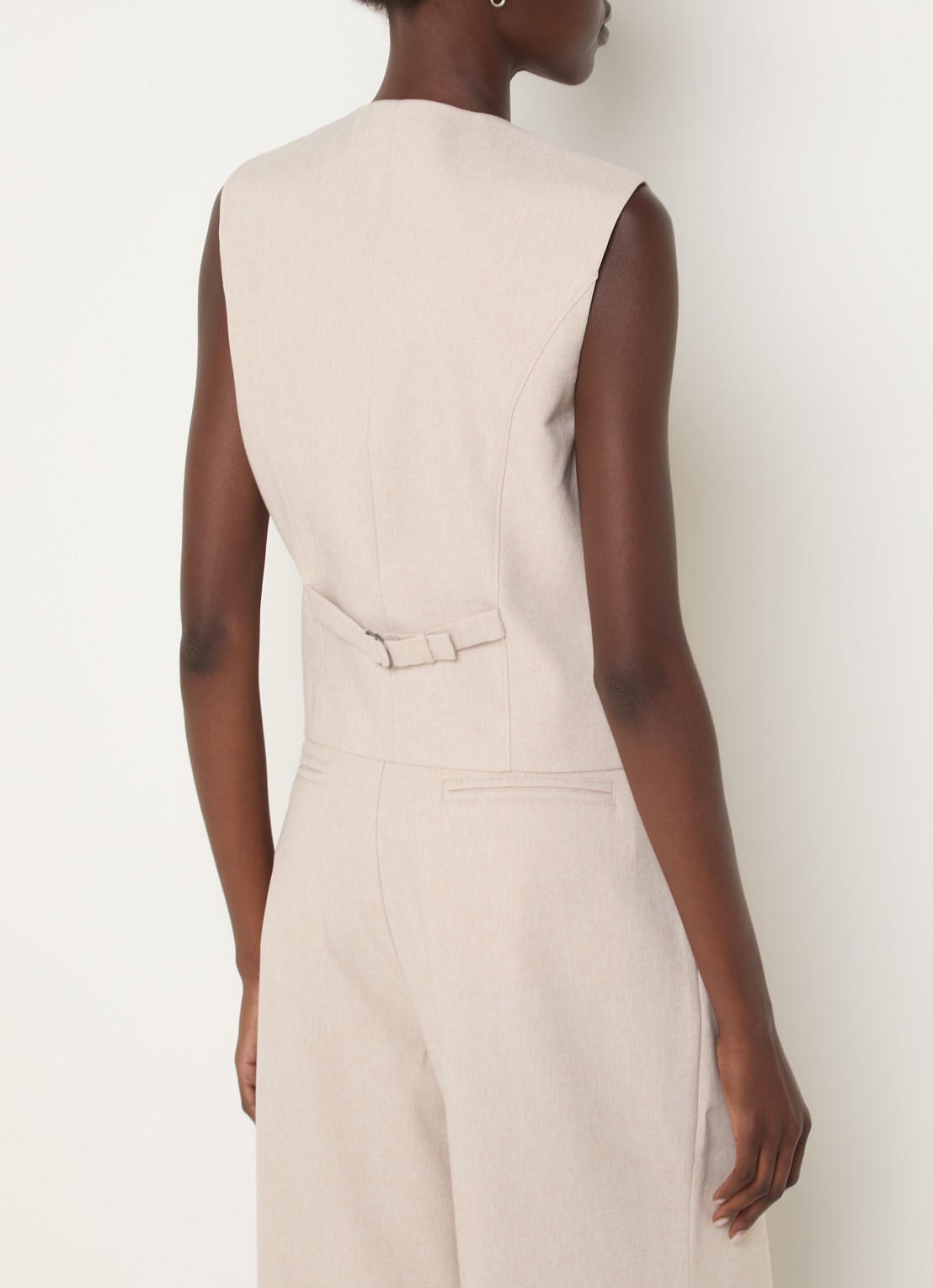French Connection Misha gilet met ceintuur - achterkant 3 beige