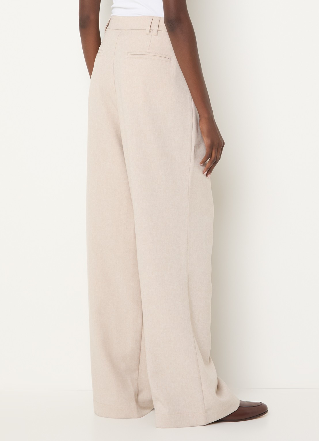 French Connection Misha high waist loose fit pantalon met steekzakken - achterkant 4 beige