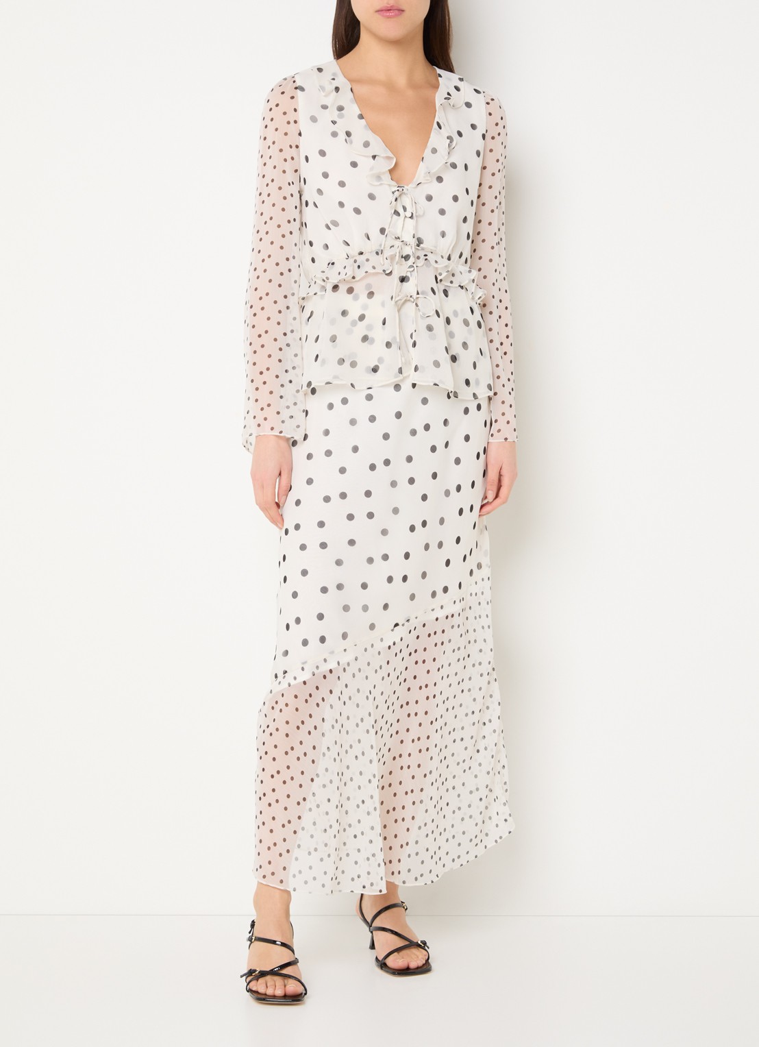 French Connection Valeria asymmetrische midi rok met stippenprint en volant - voorkant 2 gebroken wit