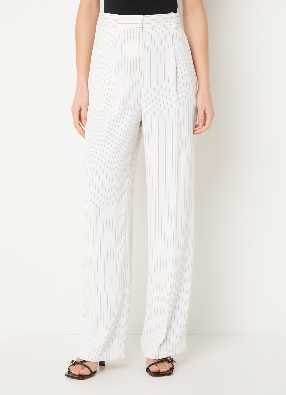 French Connection Vinnie high waist loose fit pantalon met krijtstreep en steekzakken - detail 2 gebroken wit