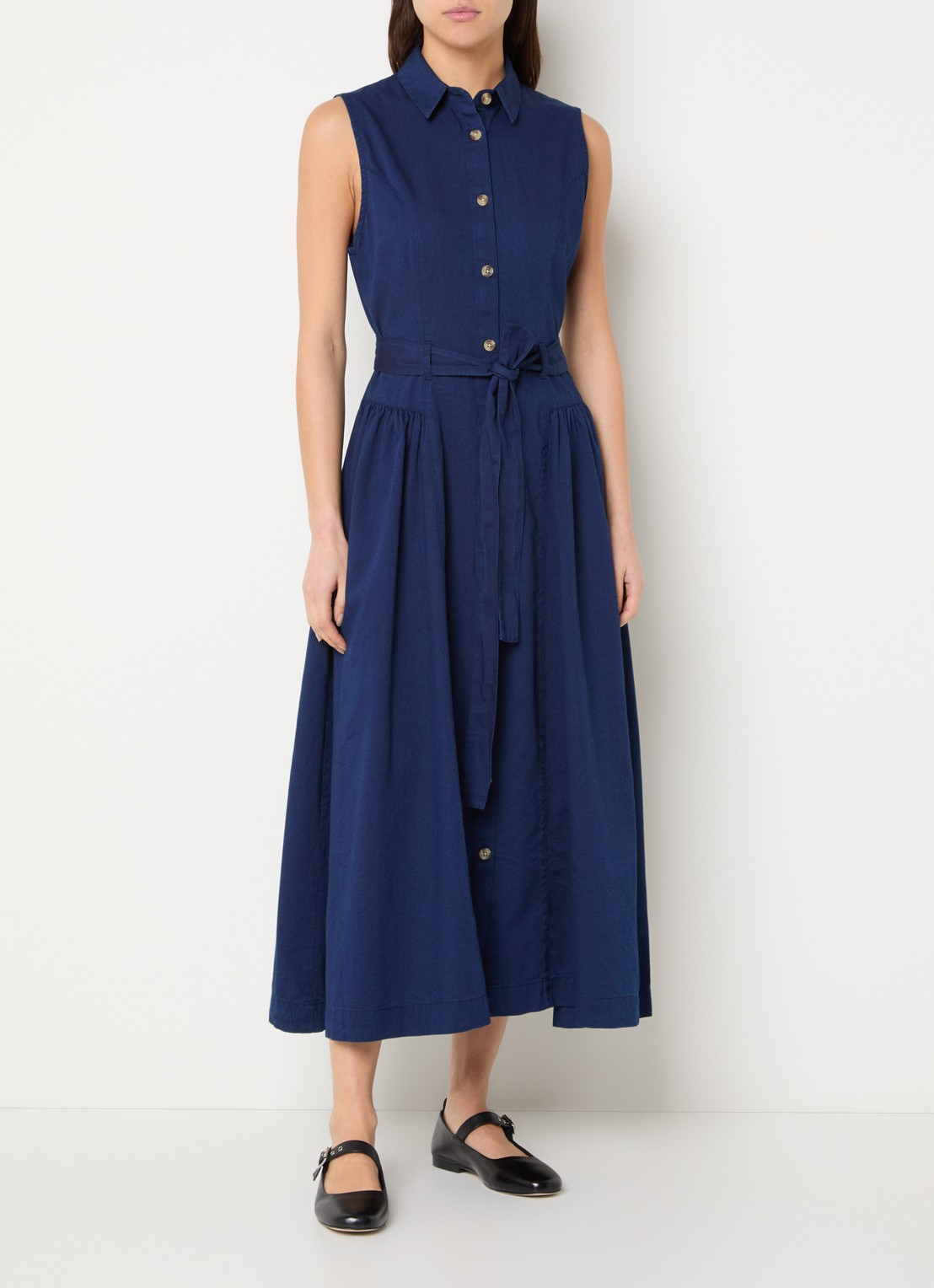 French Connection Zaves midi  blousejurk van chambray met strikceintuur - detail donkerblauw