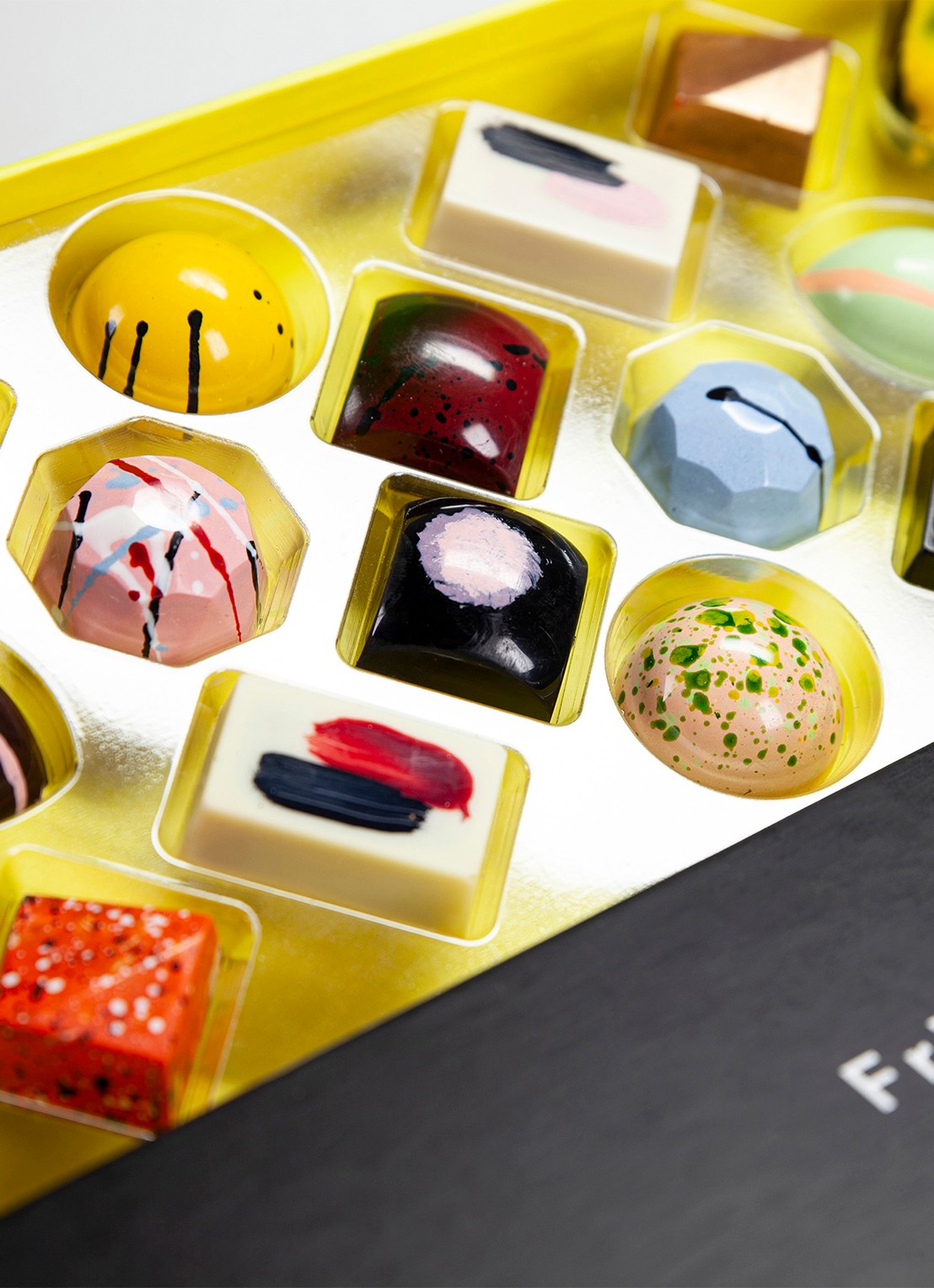 Friandries Combination Three chocolade bonbons 20 stuks - detail undefined