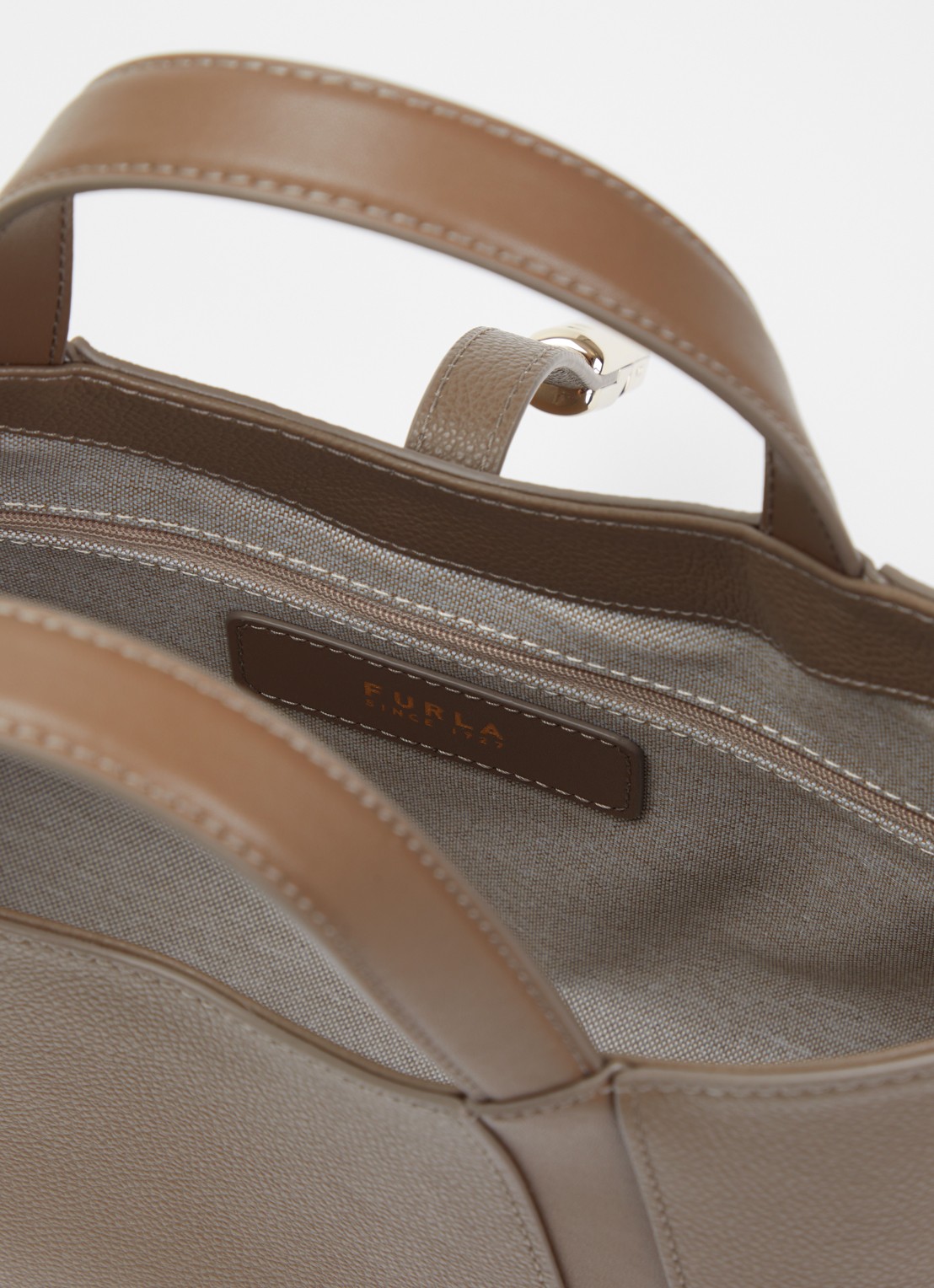 FURLA Goccia S shopper van leer met afneembare schouderriem - detail 2 taupe