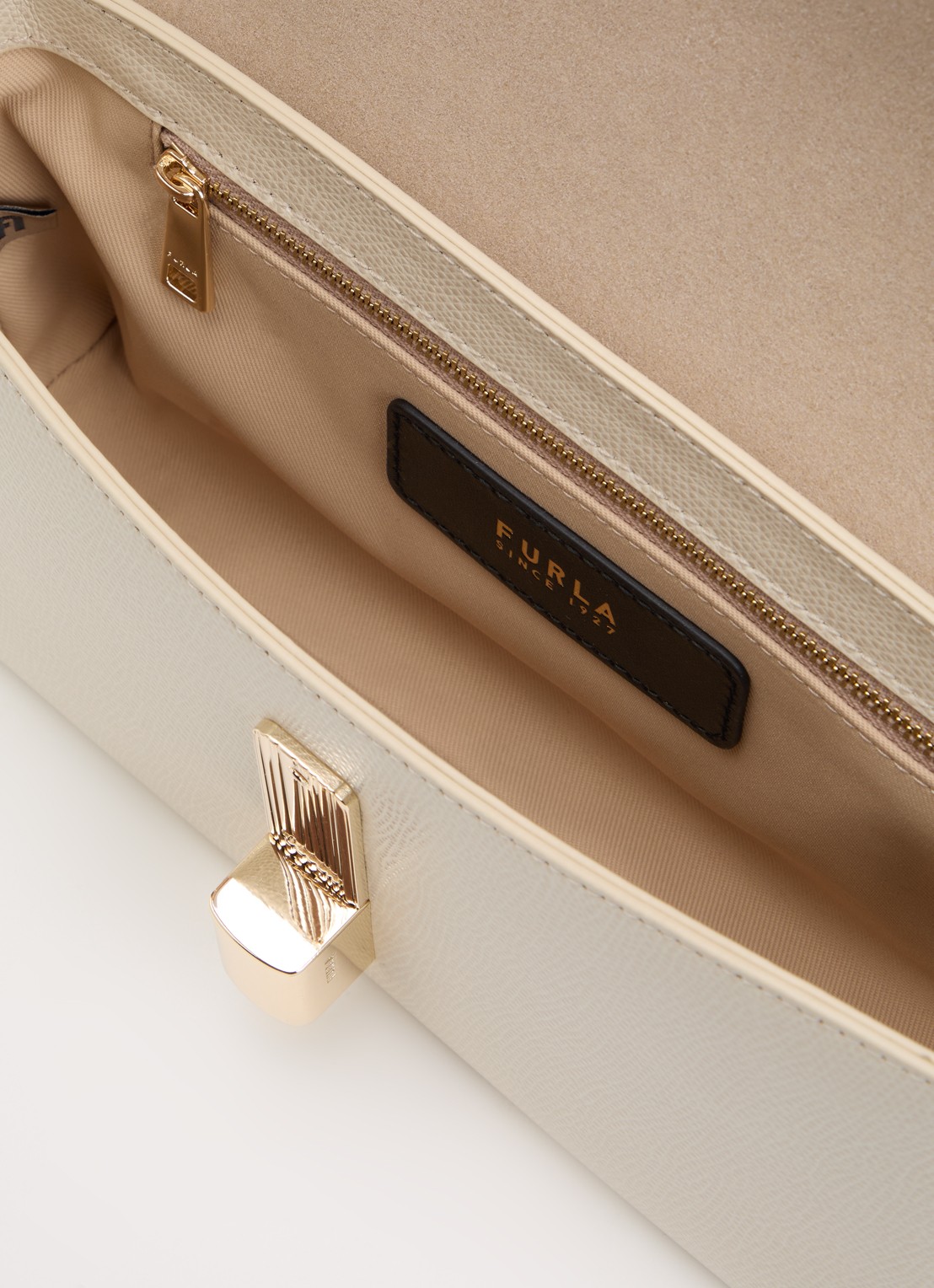 FURLA Iride S crossbodytas van leer met afneembare schouderriem - detail 2 beige