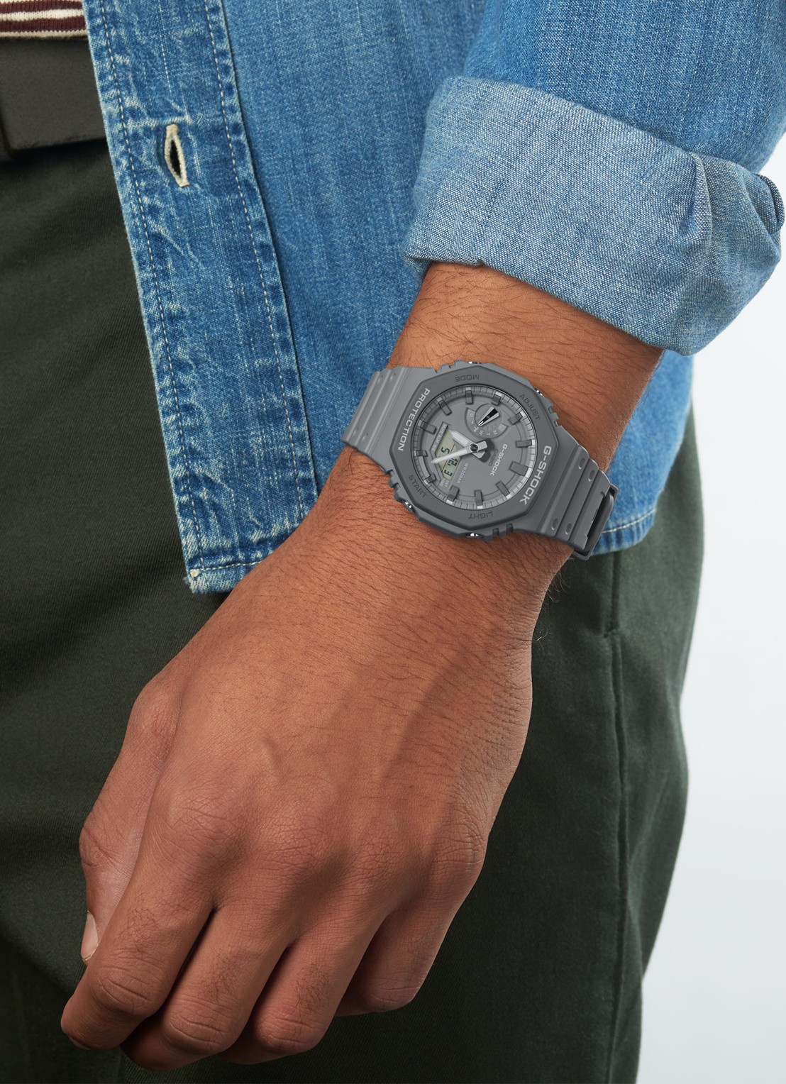 G-Shock Classic horloge GA-2110ET-8AER - detail 4 grijs
