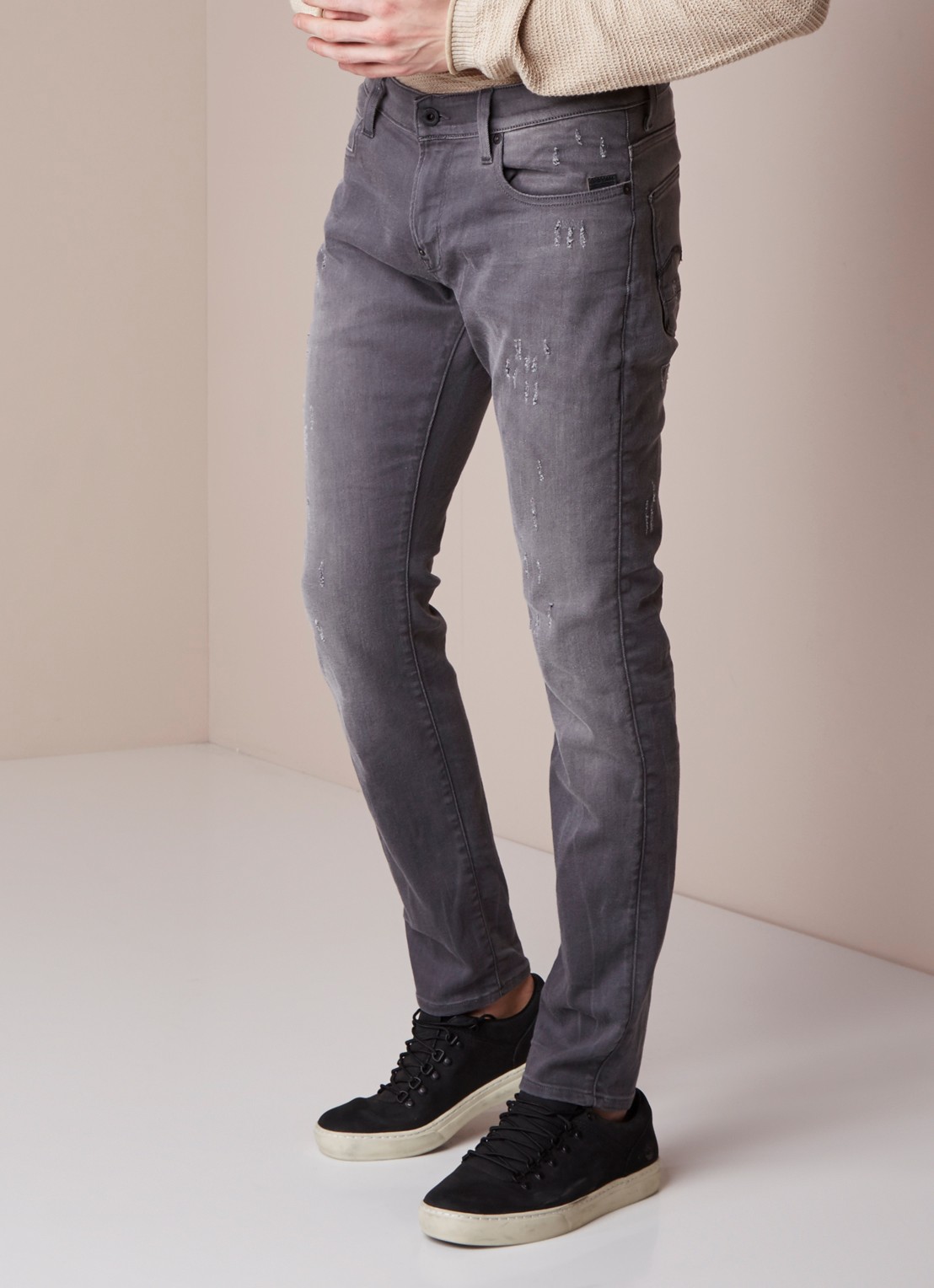 G-Star RAW Revend low rise super slim fit jeans met ripped details - detail 5 grijs