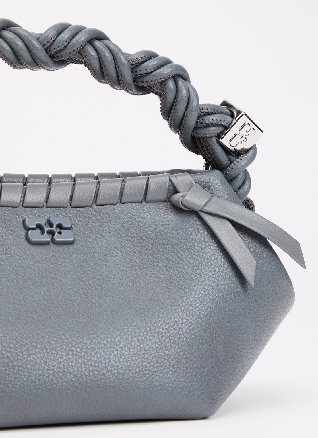 Ganni  Bou Mini handtas met gevlochten details en afneembare schouderriem - detail 4 staalblauw
