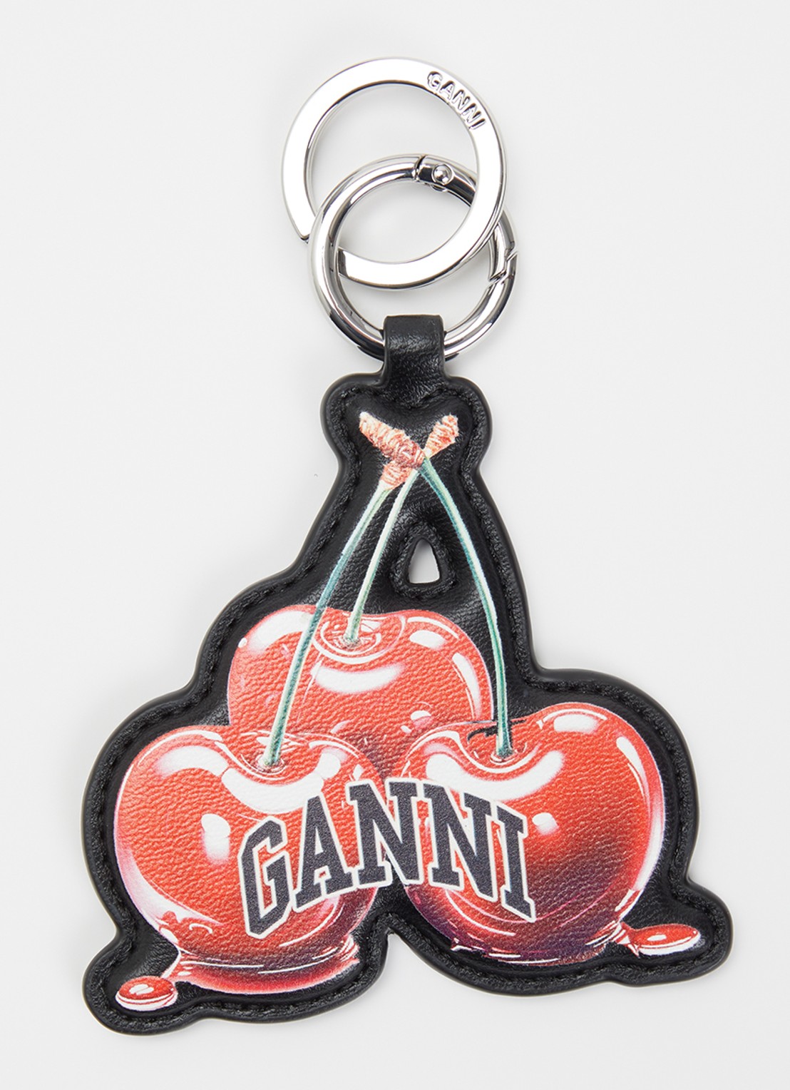 Ganni Cherry sleutelhanger van leer - voorkant kersenrood