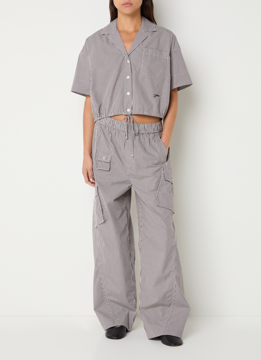 Ganni Cropped blouse met ruitdessin en borstzak - voorkant 2 bruin